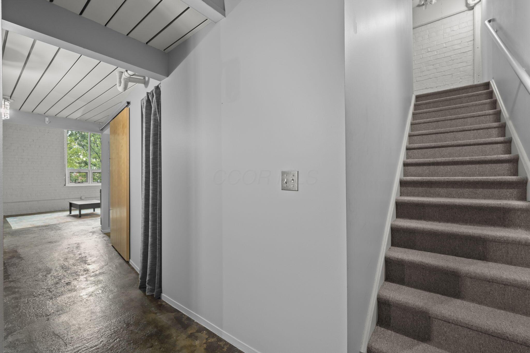 60 E Spring Street, 223 Property Photo 23