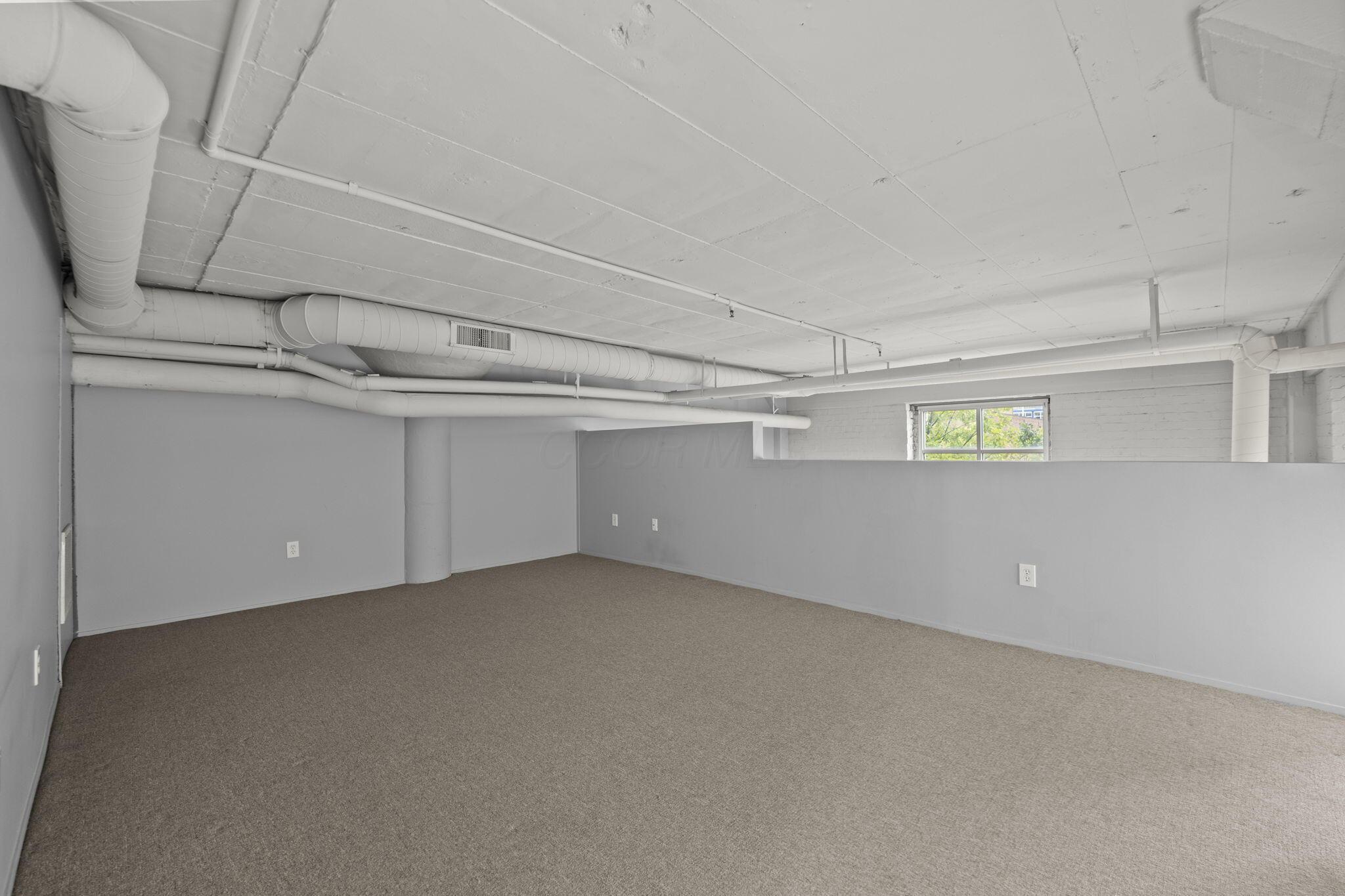 60 E Spring Street, 223 Property Photo 29