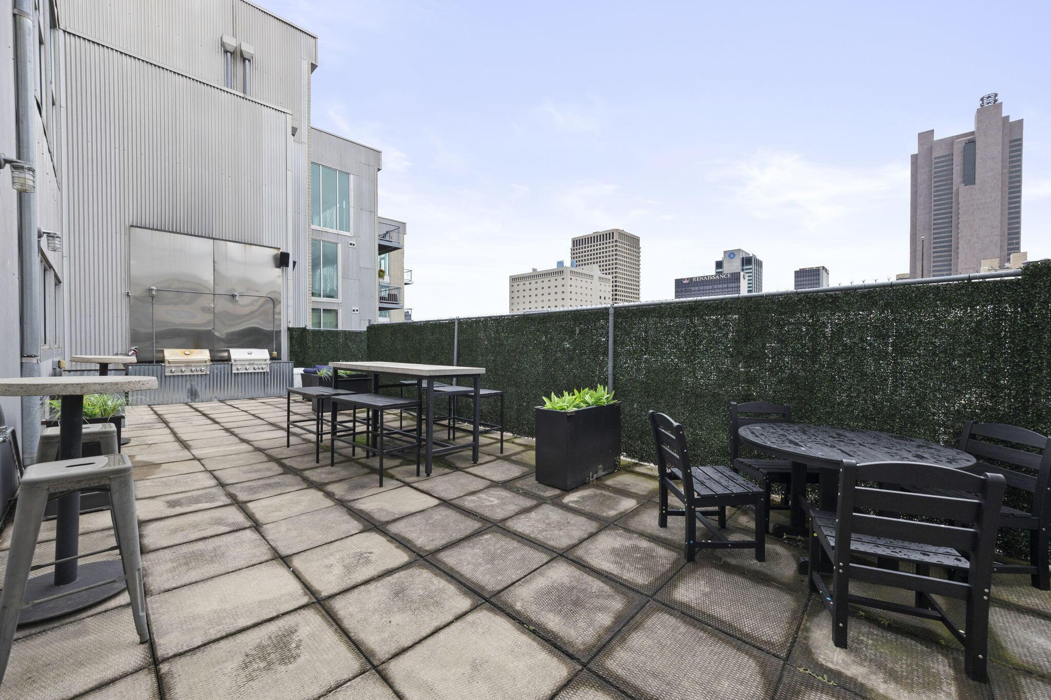 60 E Spring Street, 223 Property Photo 37