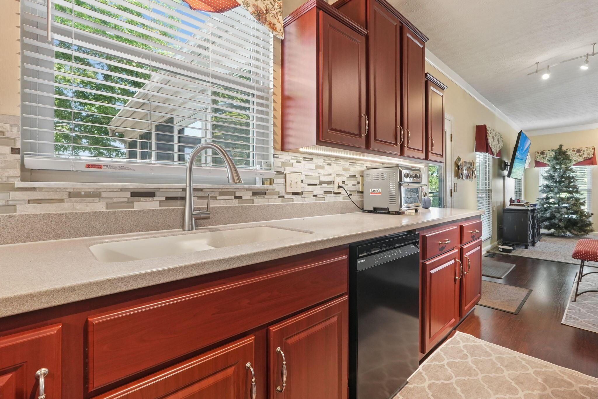 5628 Westbriar Drive Property Photo 17