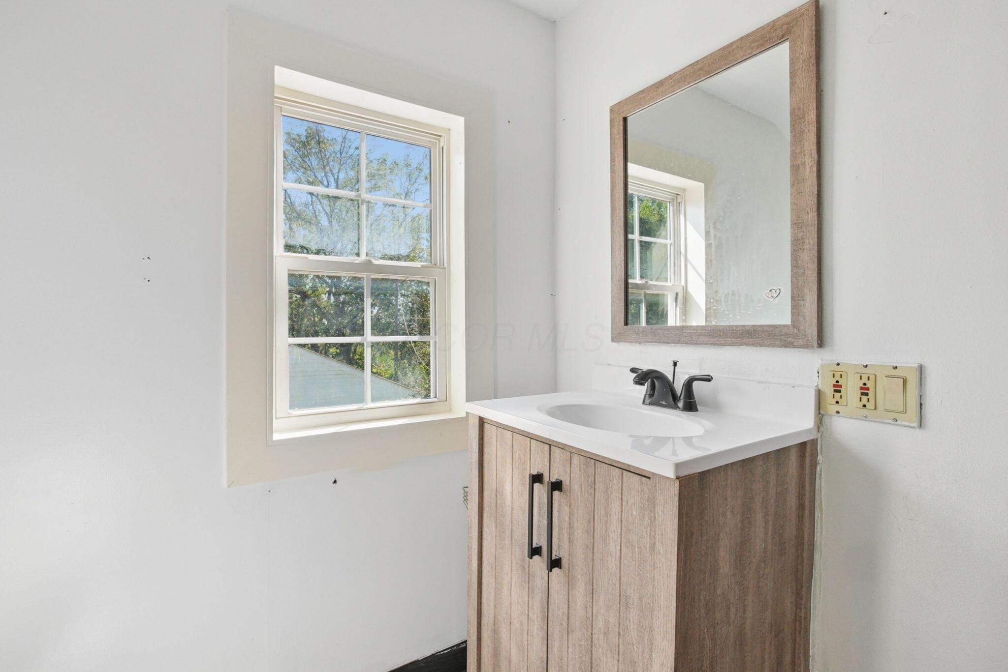 1203 E Innis Avenue Property Photo 20