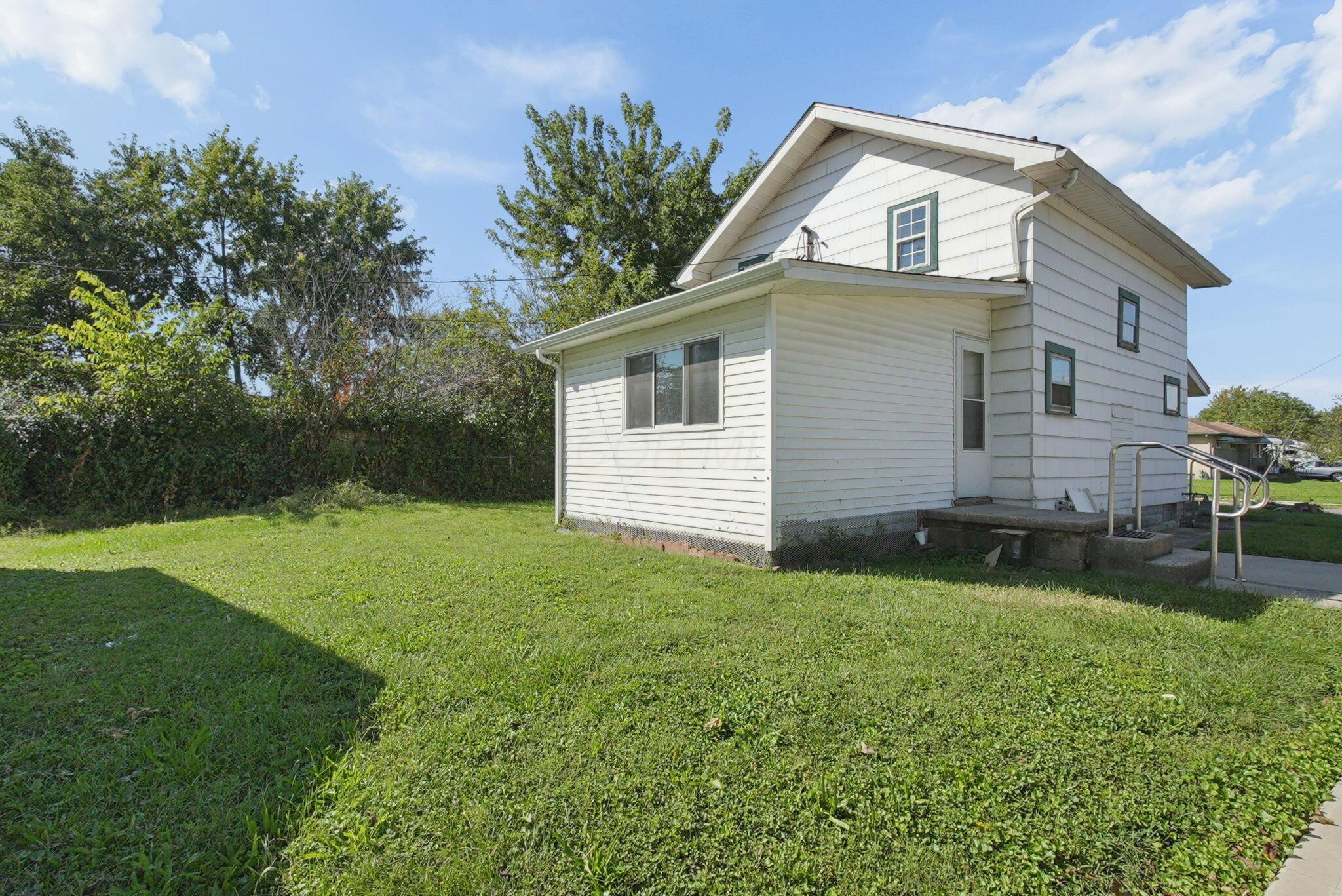 1203 E Innis Avenue Property Photo 27