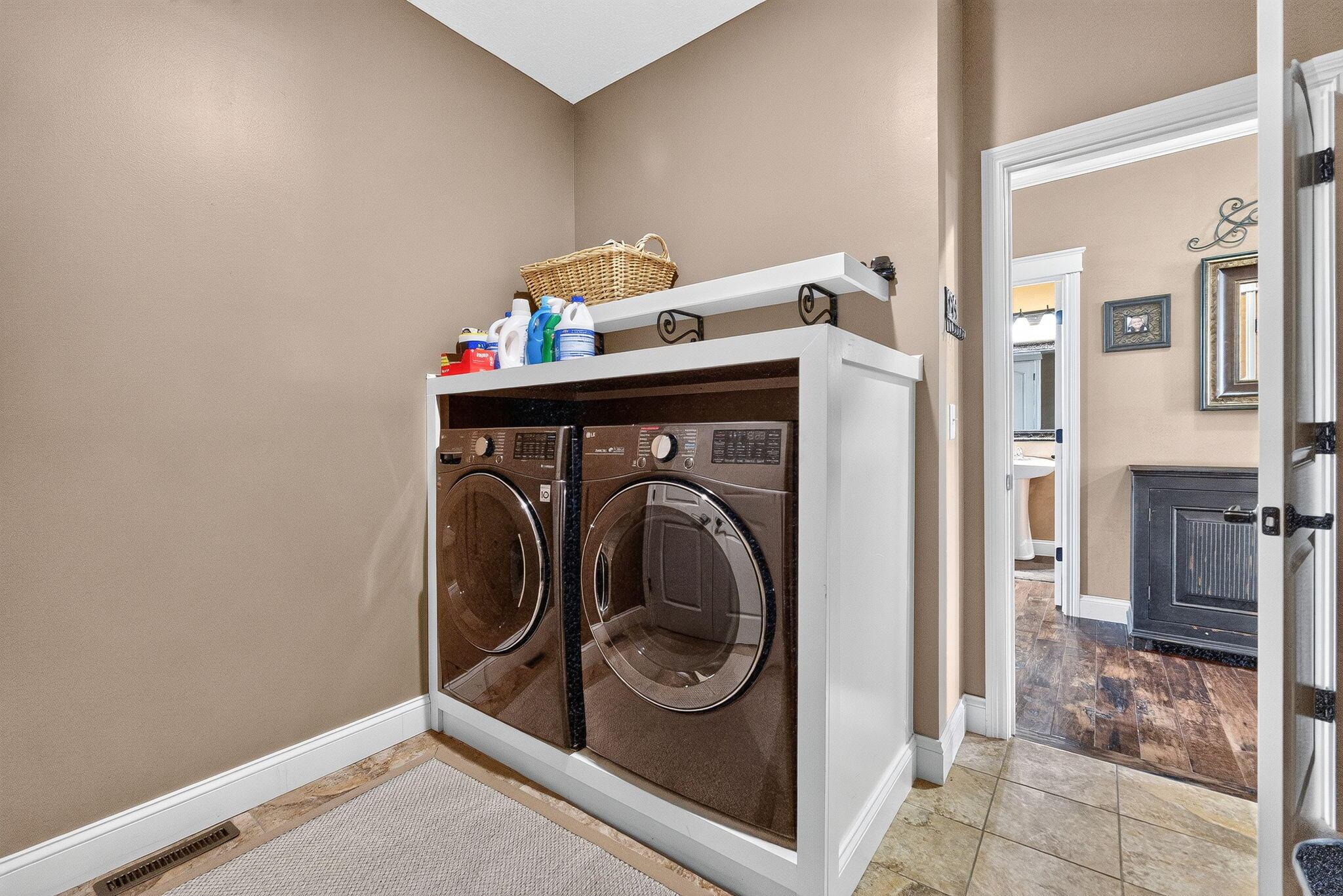 3967 Hickory Rock Drive Property Photo 40