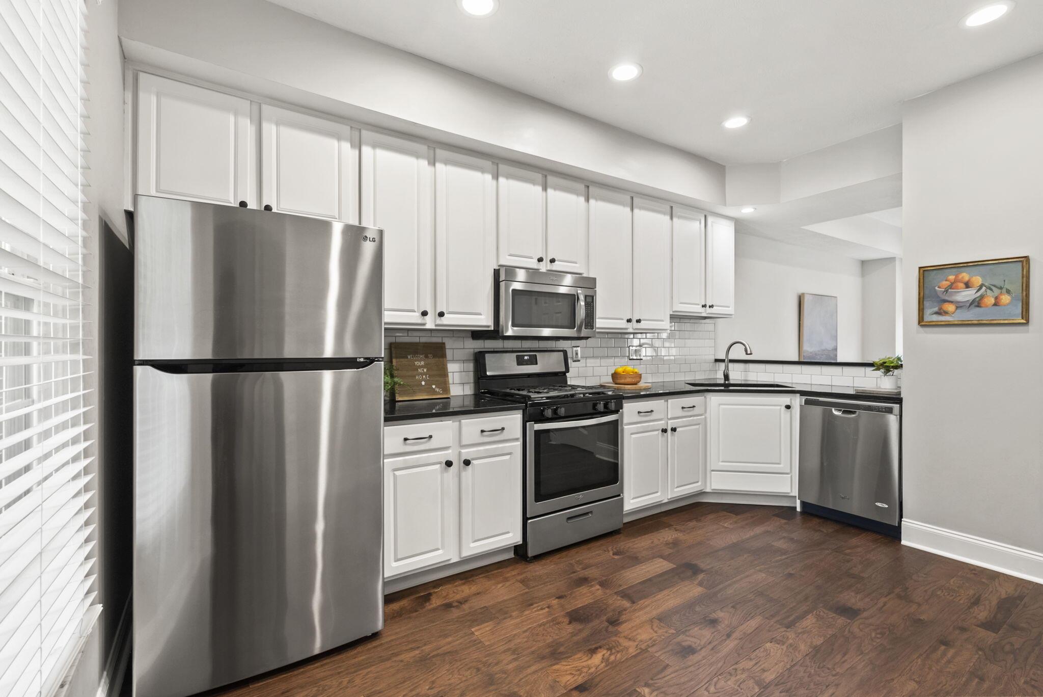 6214 Turvey Loop W Property Photo 6