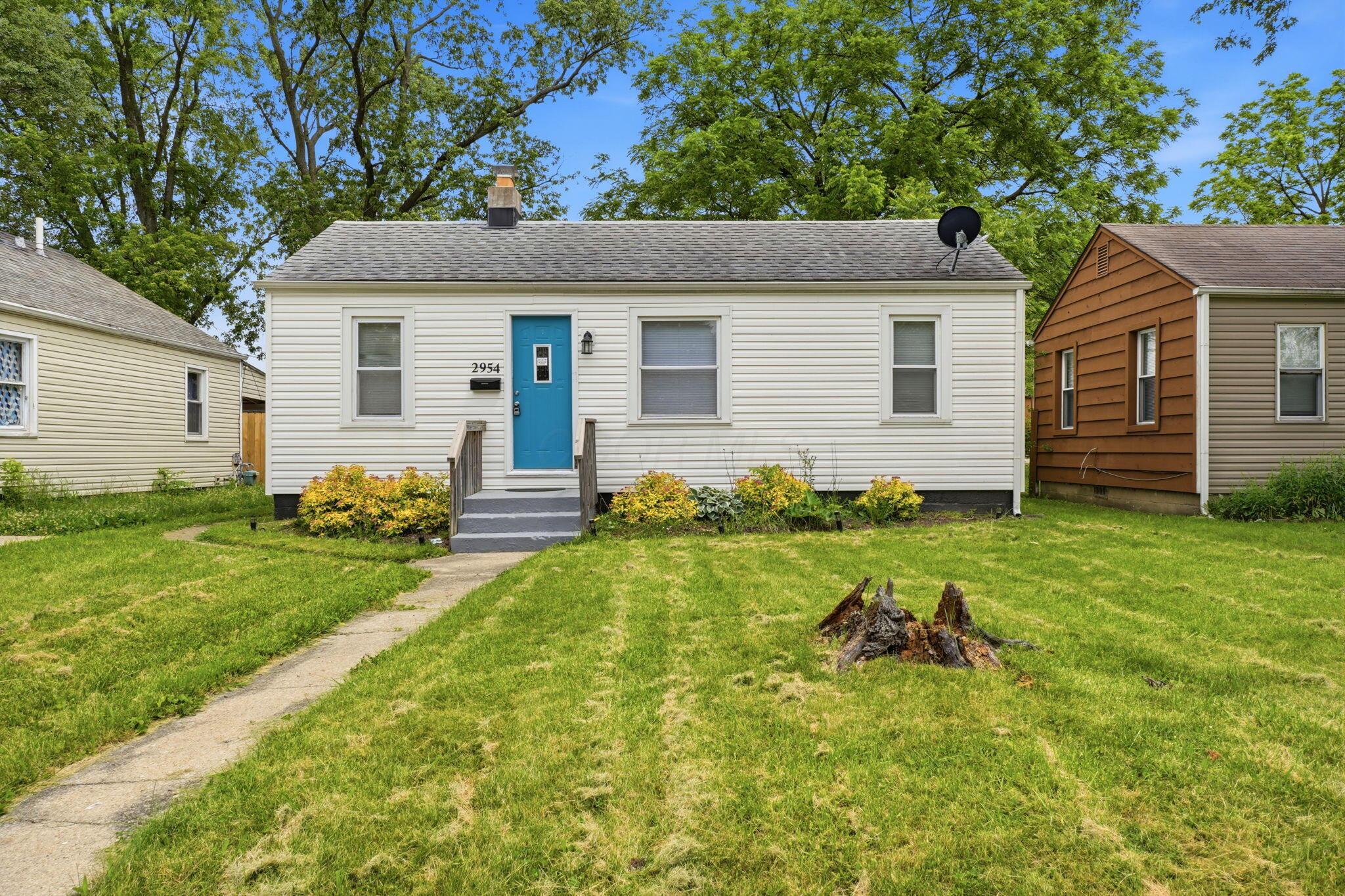 2954 Grasmere Avenue Property Photo 1