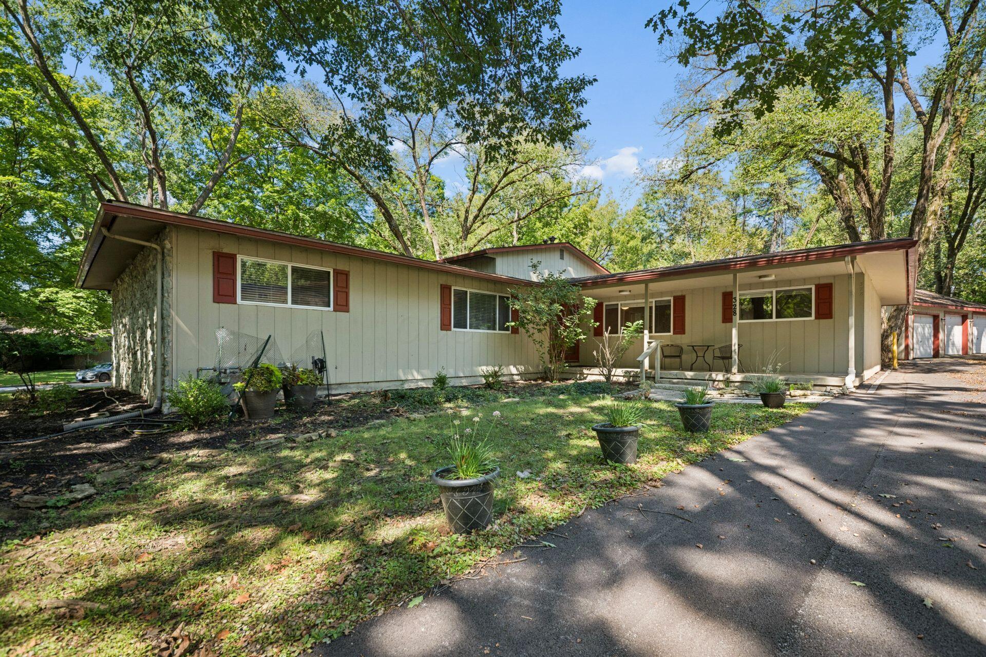 328 Fenway Road, D Property Photo 1