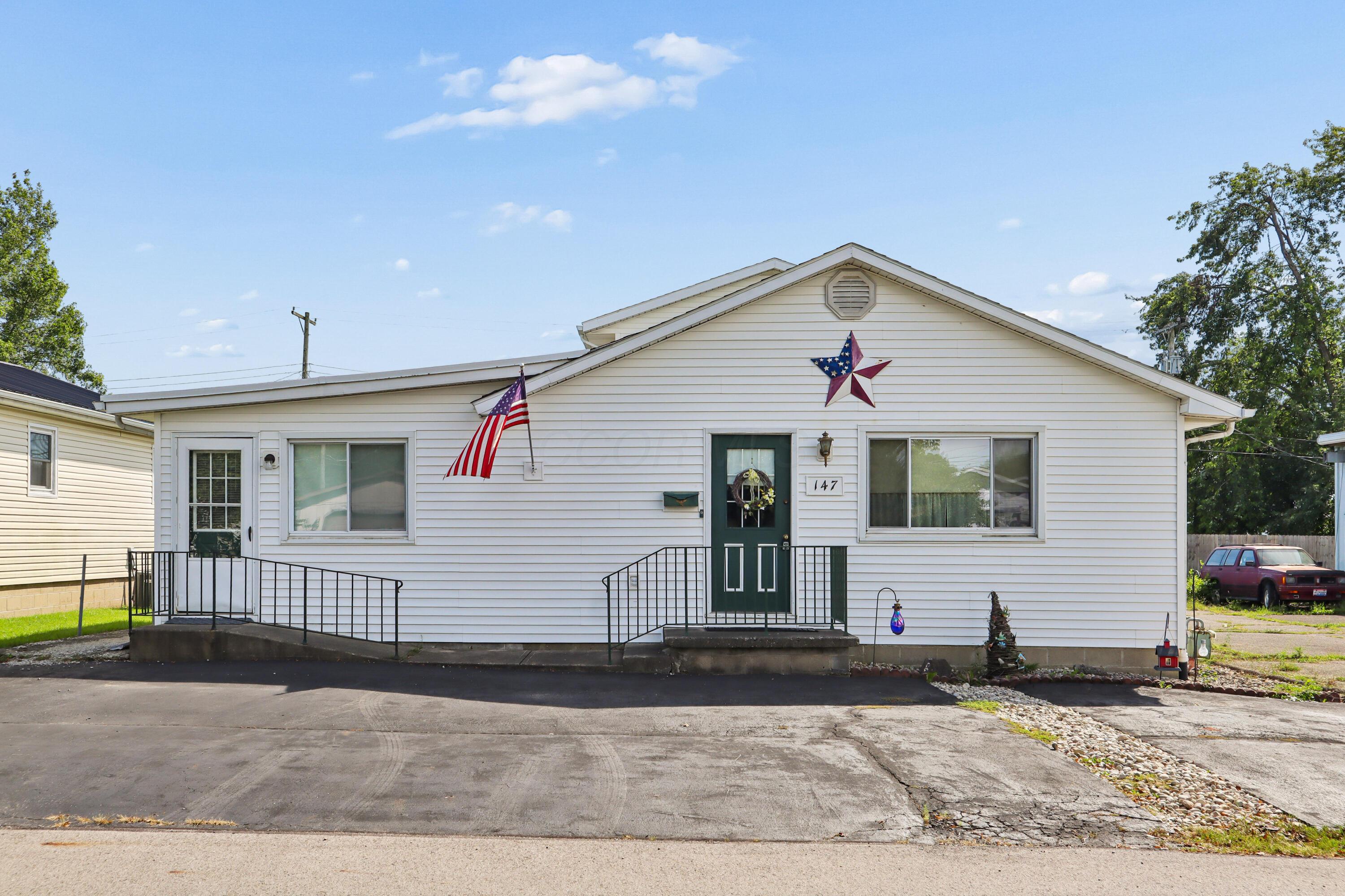 147 Evans Avenue Property Photo 1