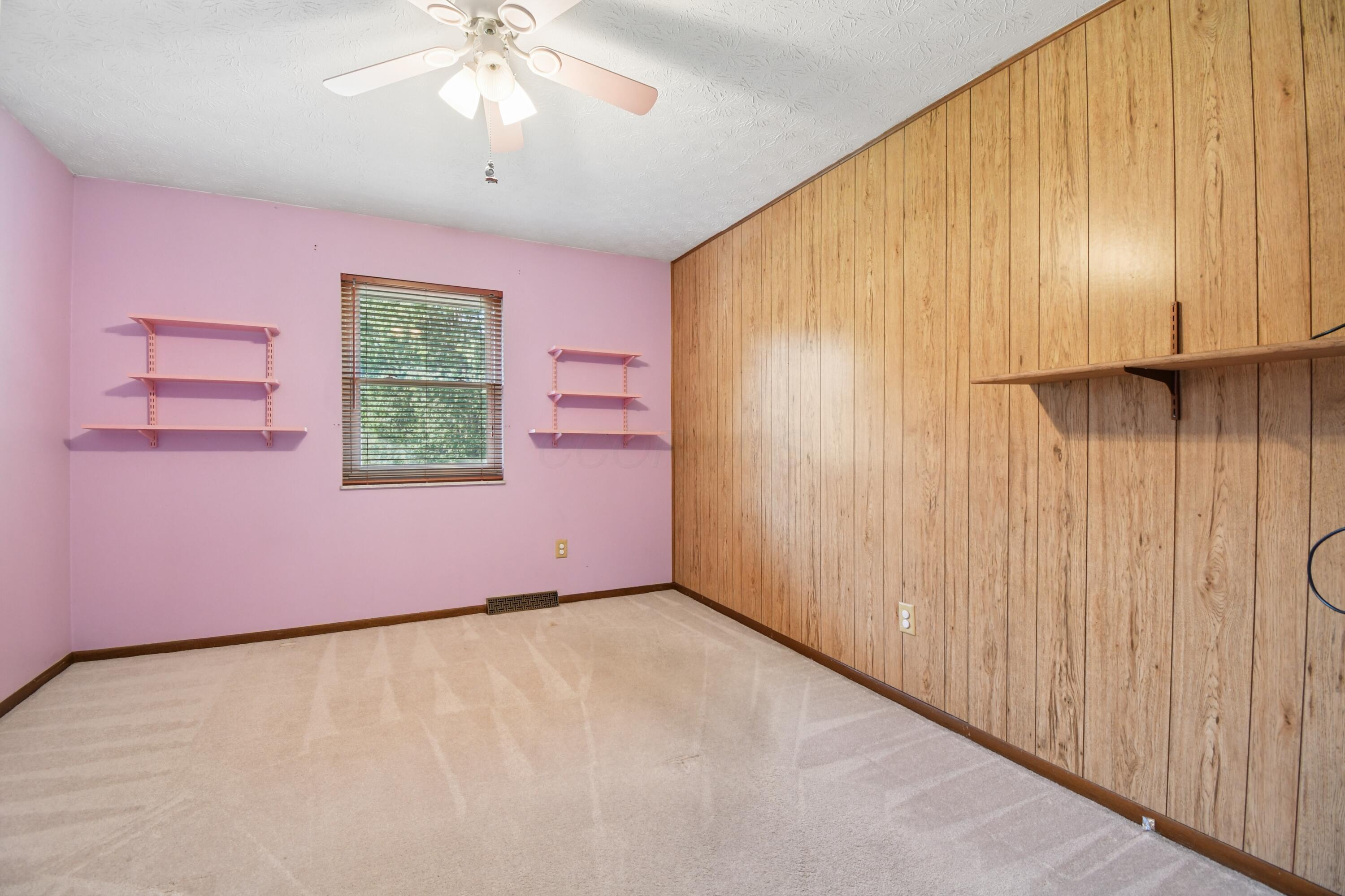 82 Imperial Drive Sw Property Photo 22