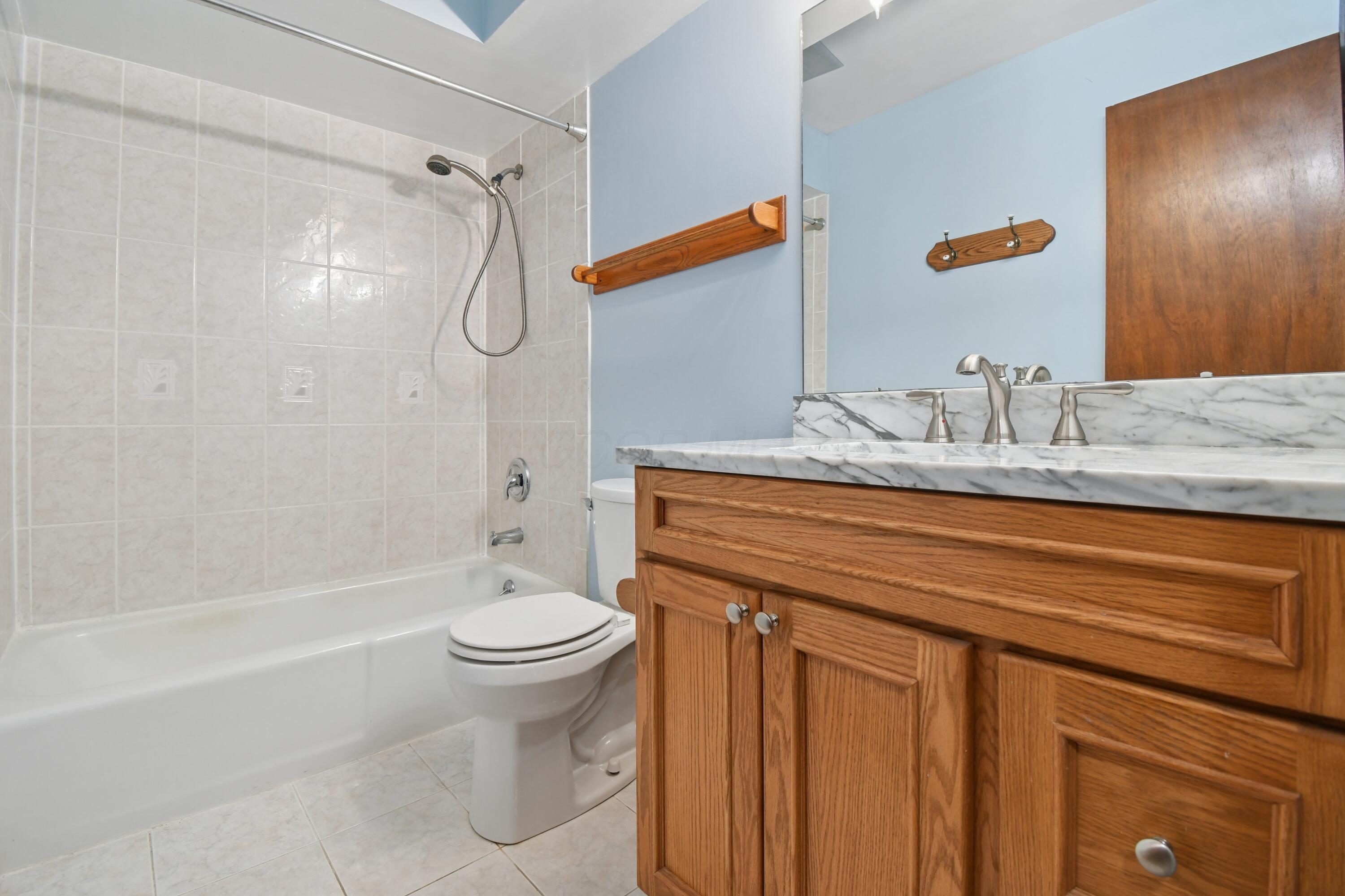 82 Imperial Drive Sw Property Photo 26