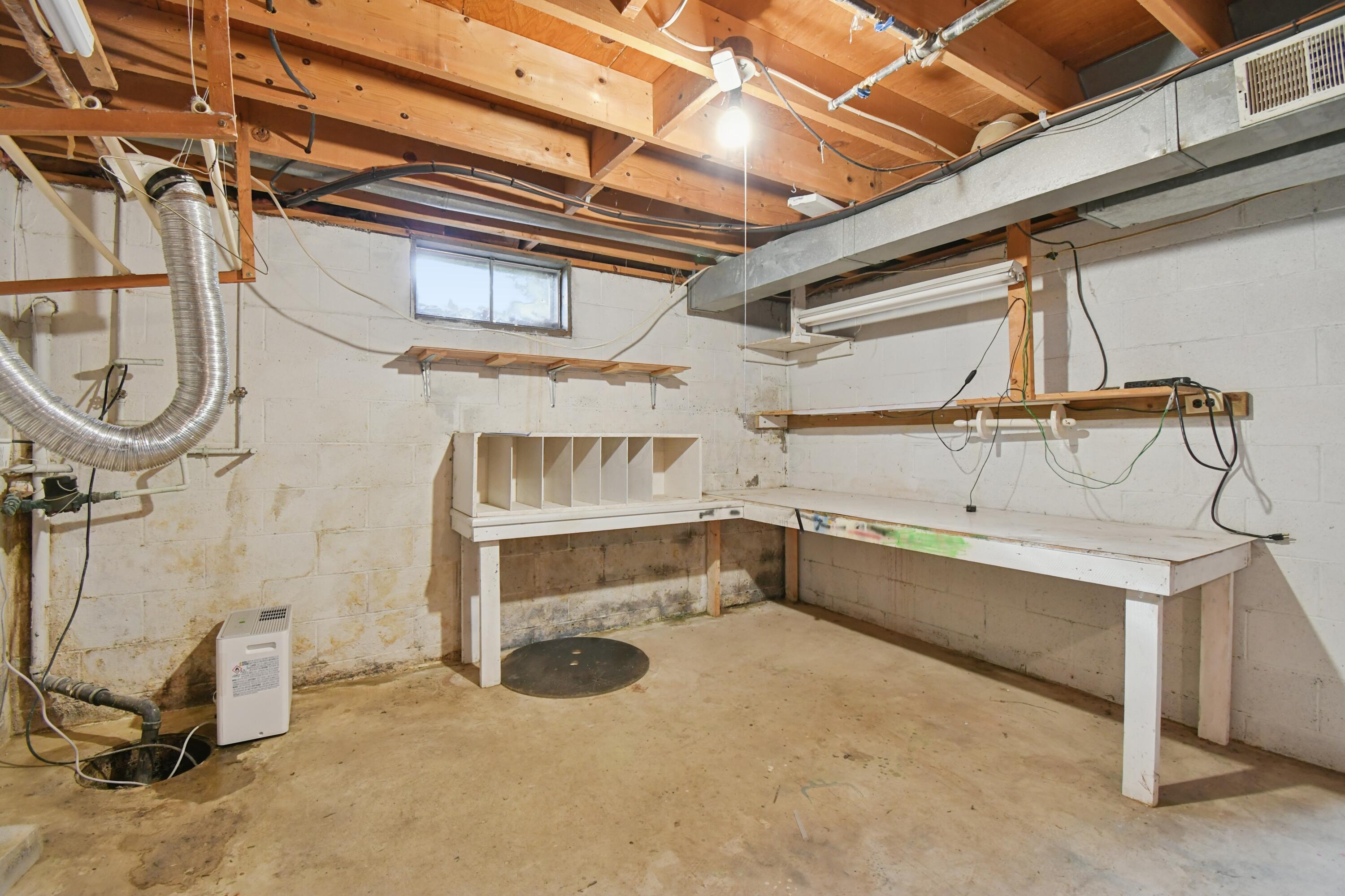 82 Imperial Drive Sw Property Photo 31
