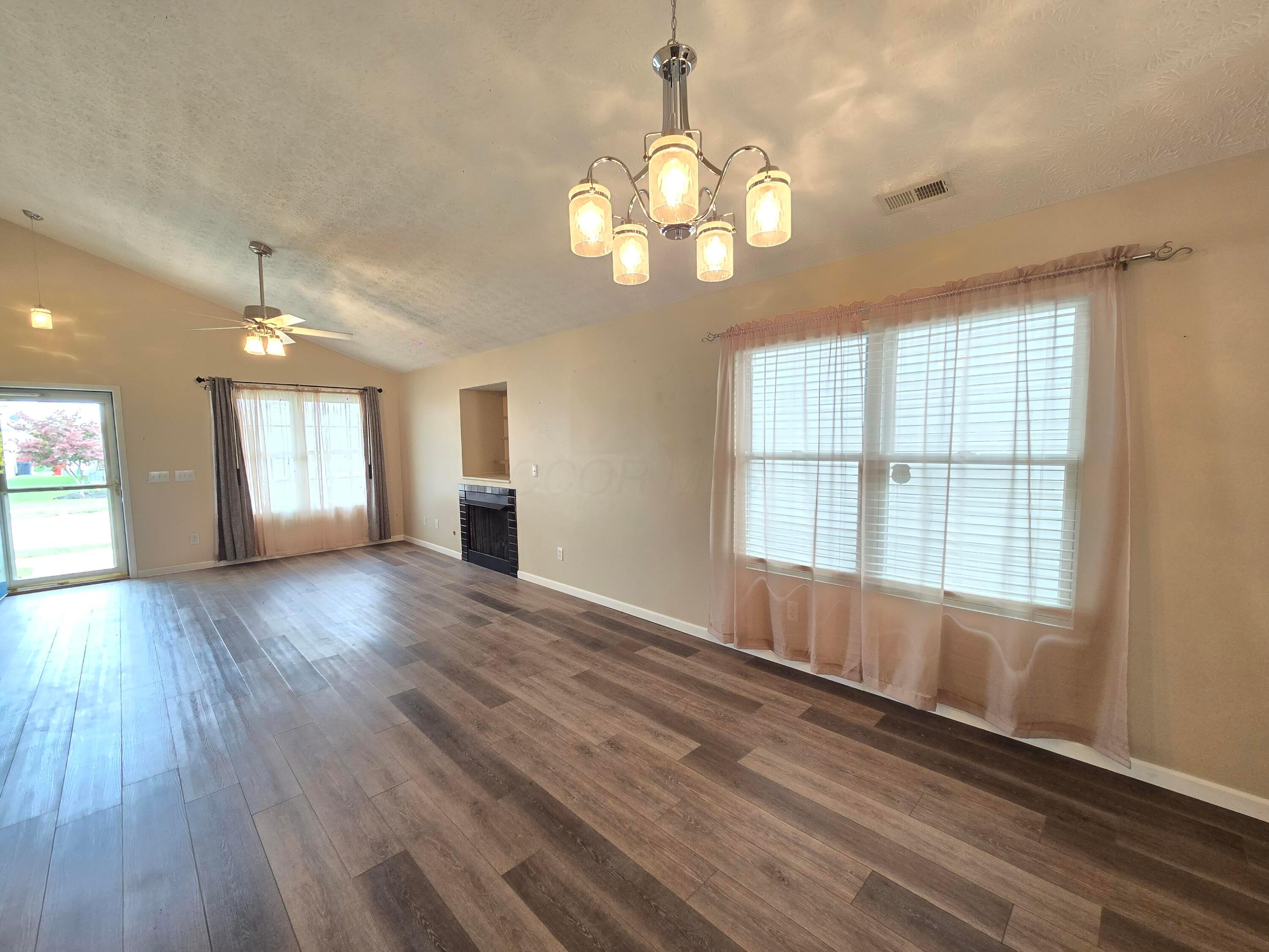 2253 Kilchurn Drive Property Photo 11