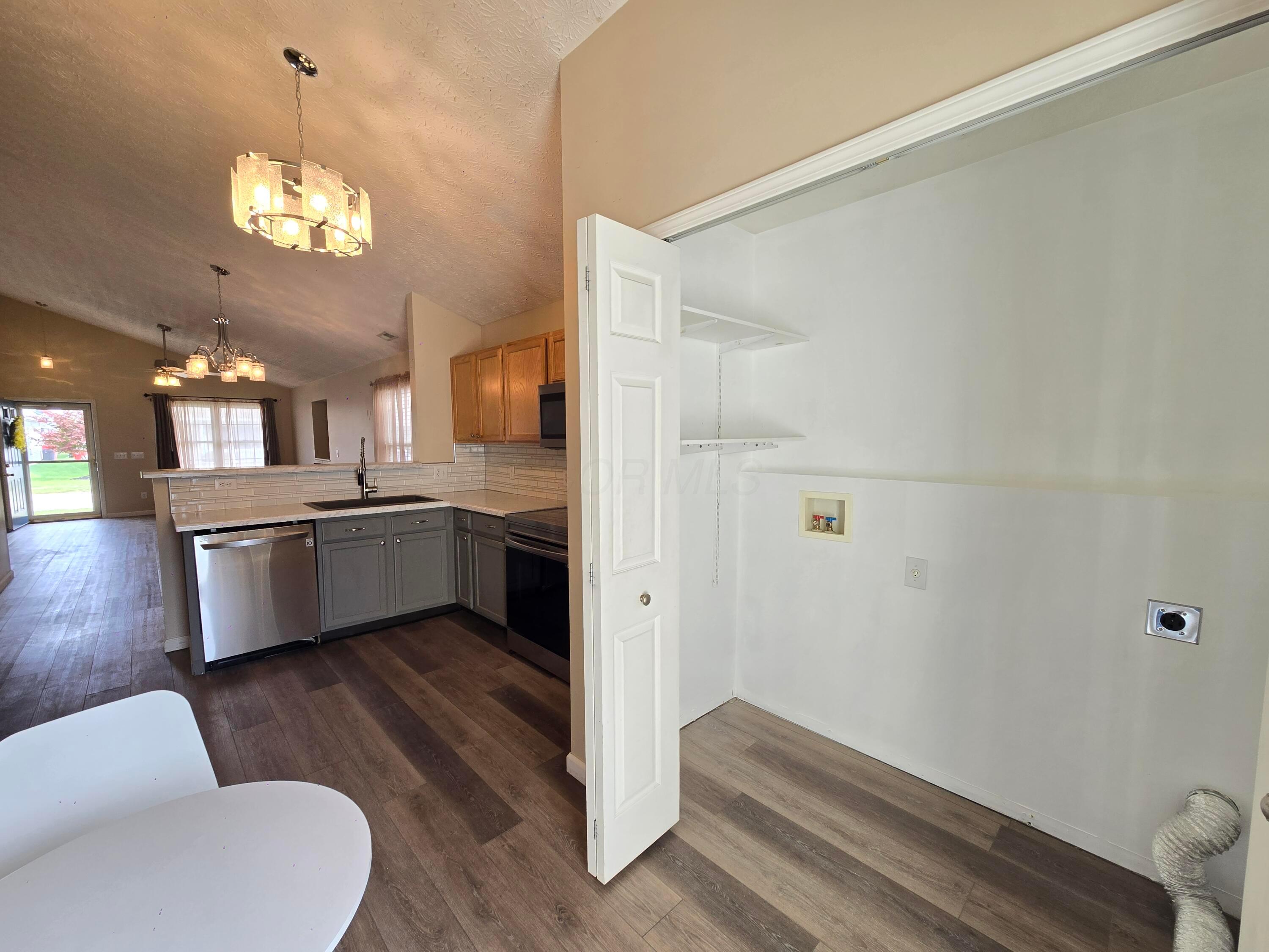 2253 Kilchurn Drive Property Photo 21