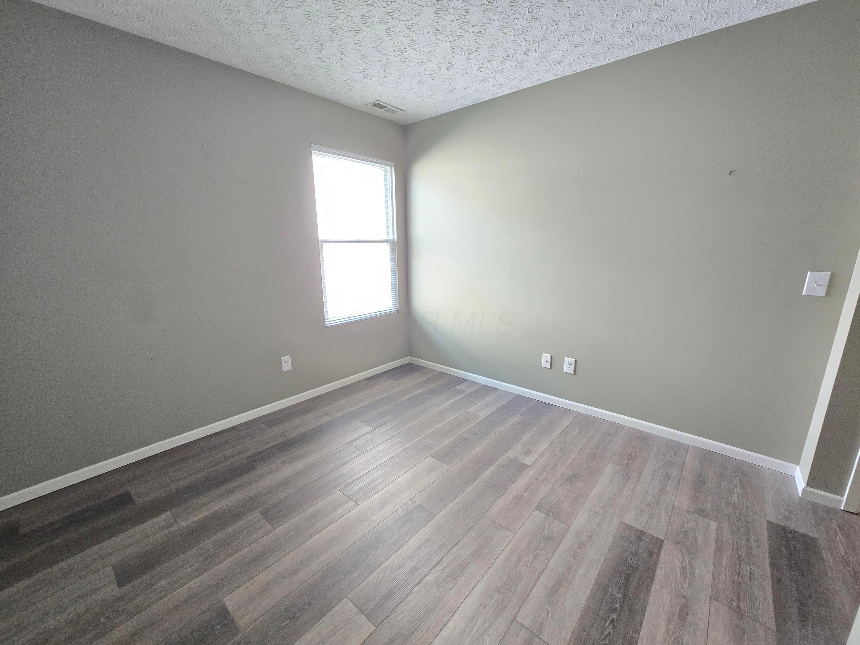 2253 Kilchurn Drive Property Photo 32