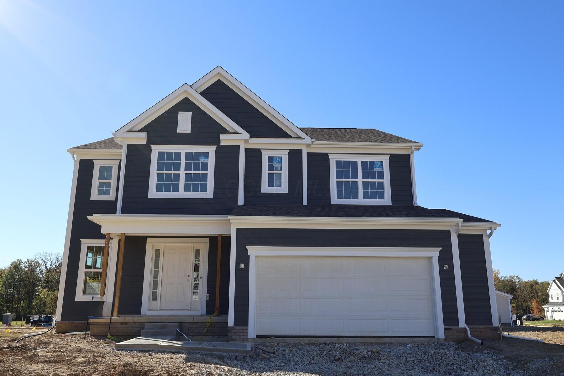 568 Fadley Loop E Property Photo 1