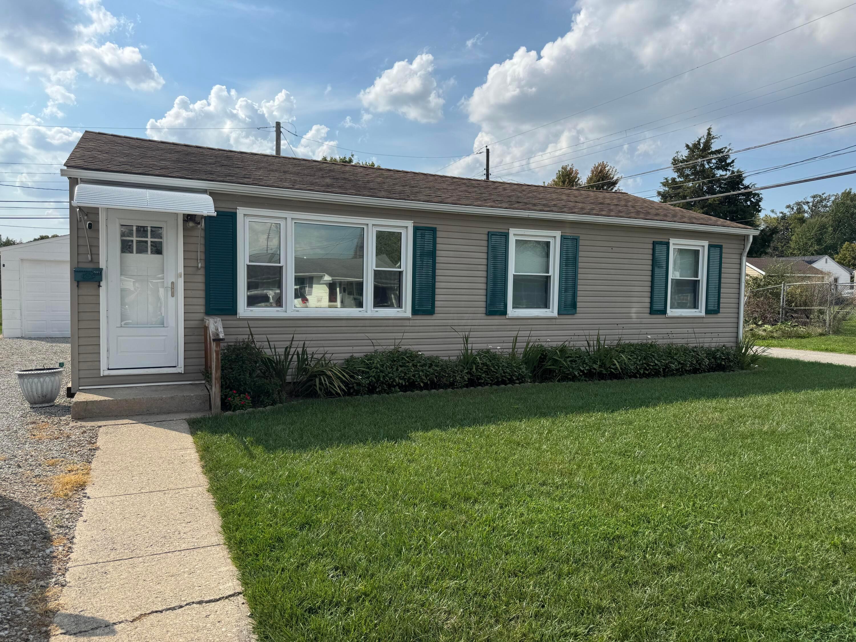 321 Ely Street Property Photo 1