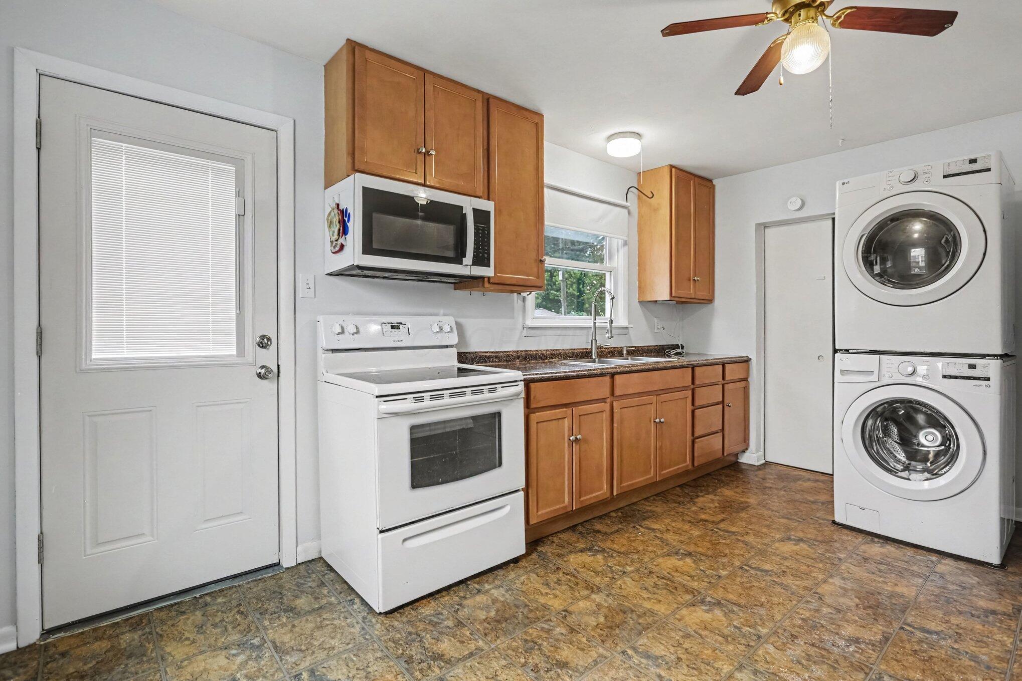 321 Ely Street Property Photo 7