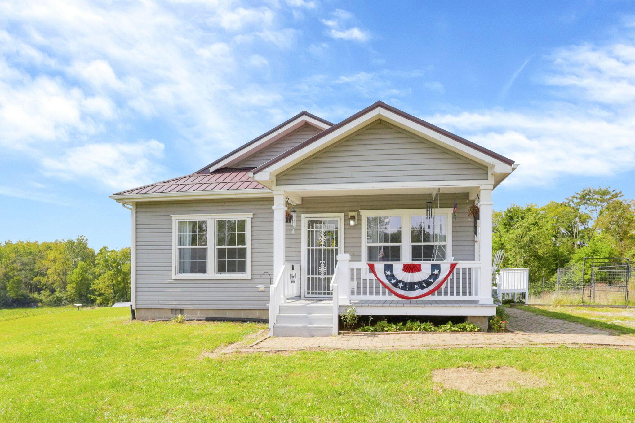 1275 Parrett Road Property Photo 1