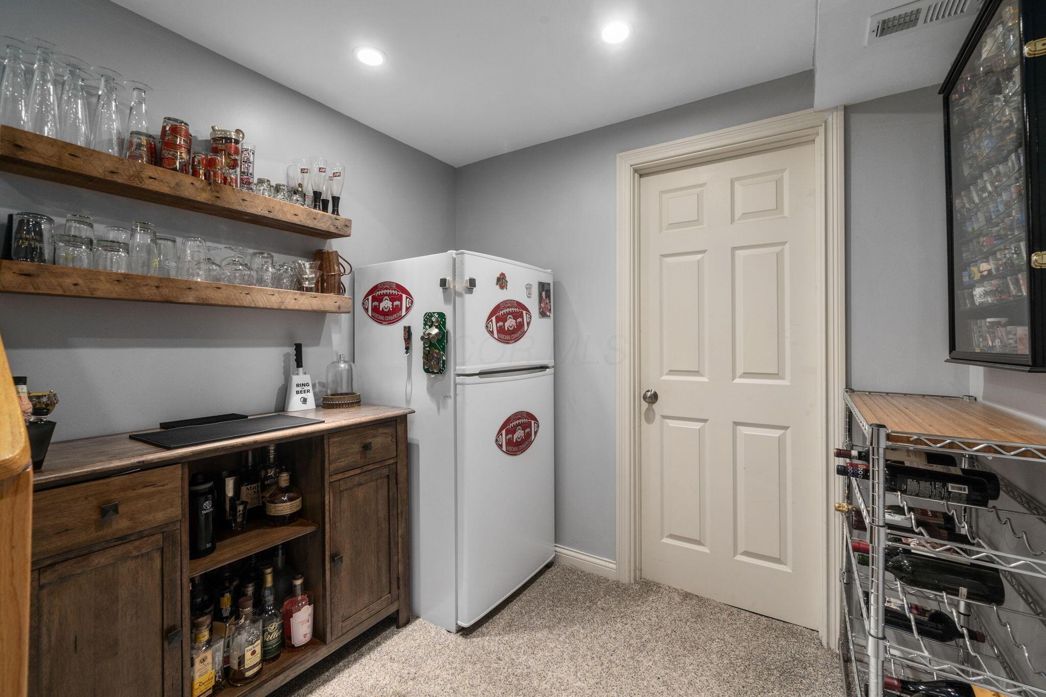 403 Ashmoore Circle E Property Photo 54