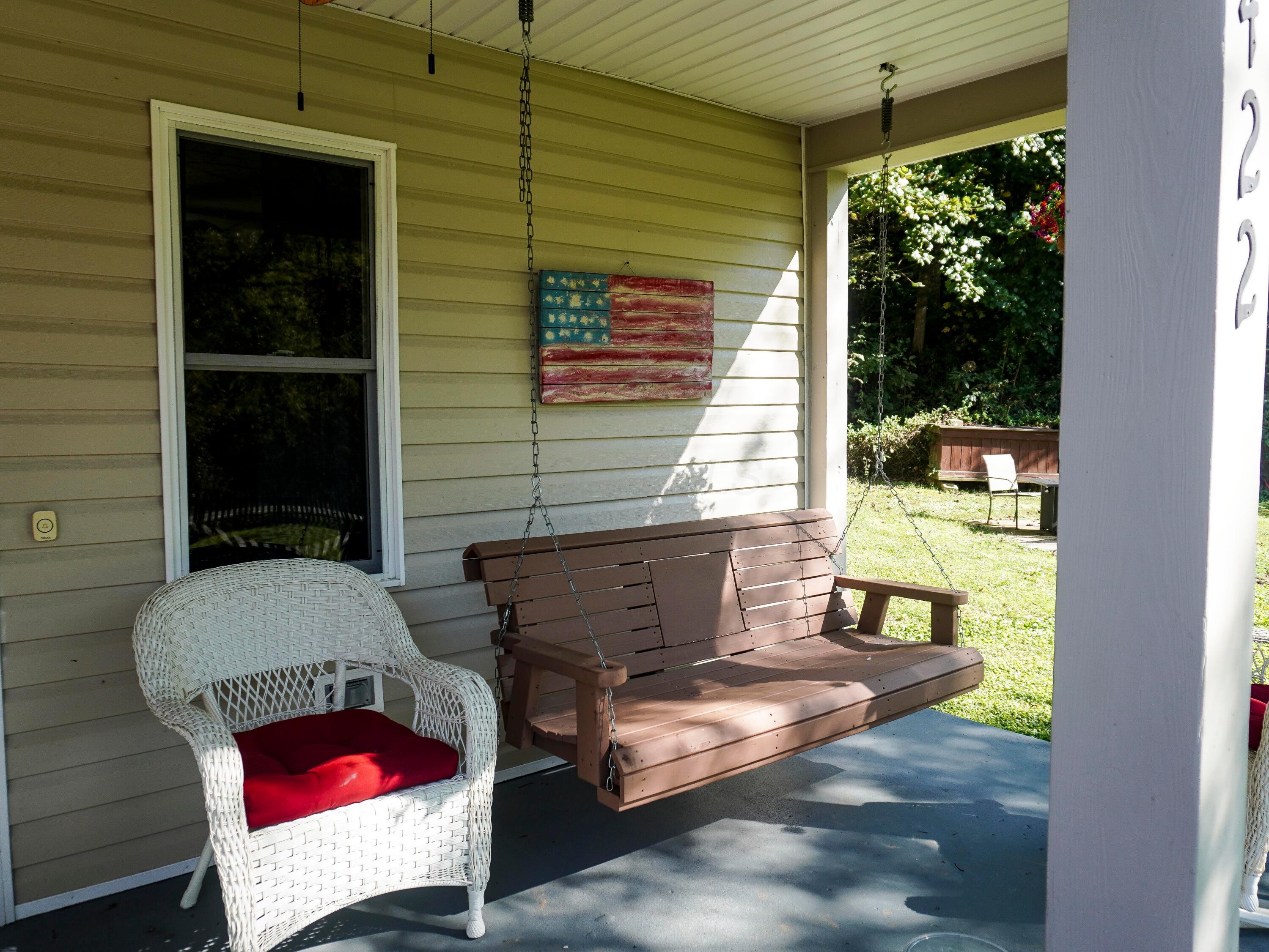 1422 State Road 56 Property Photo 6