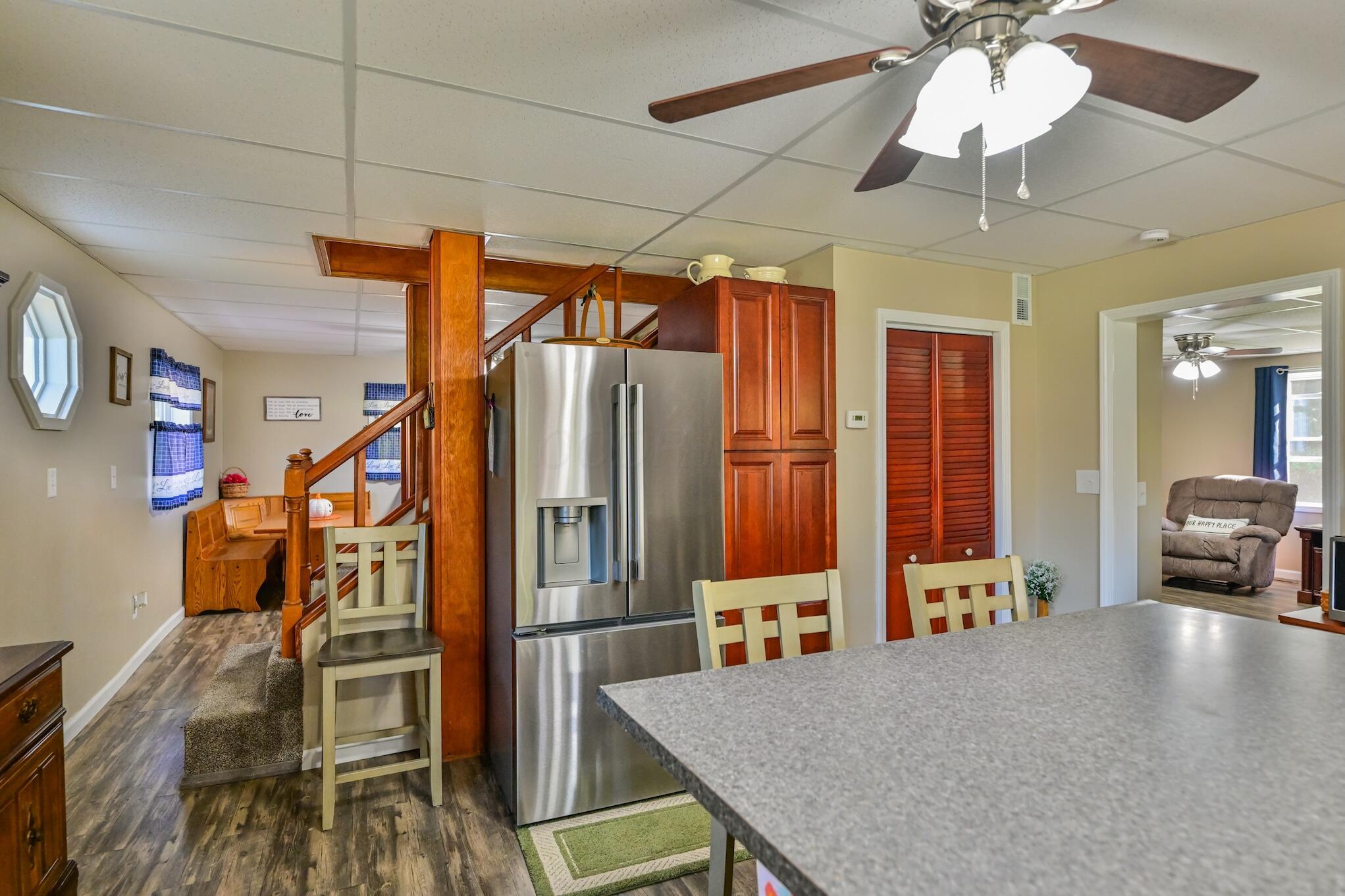 1422 State Road 56 Property Photo 10