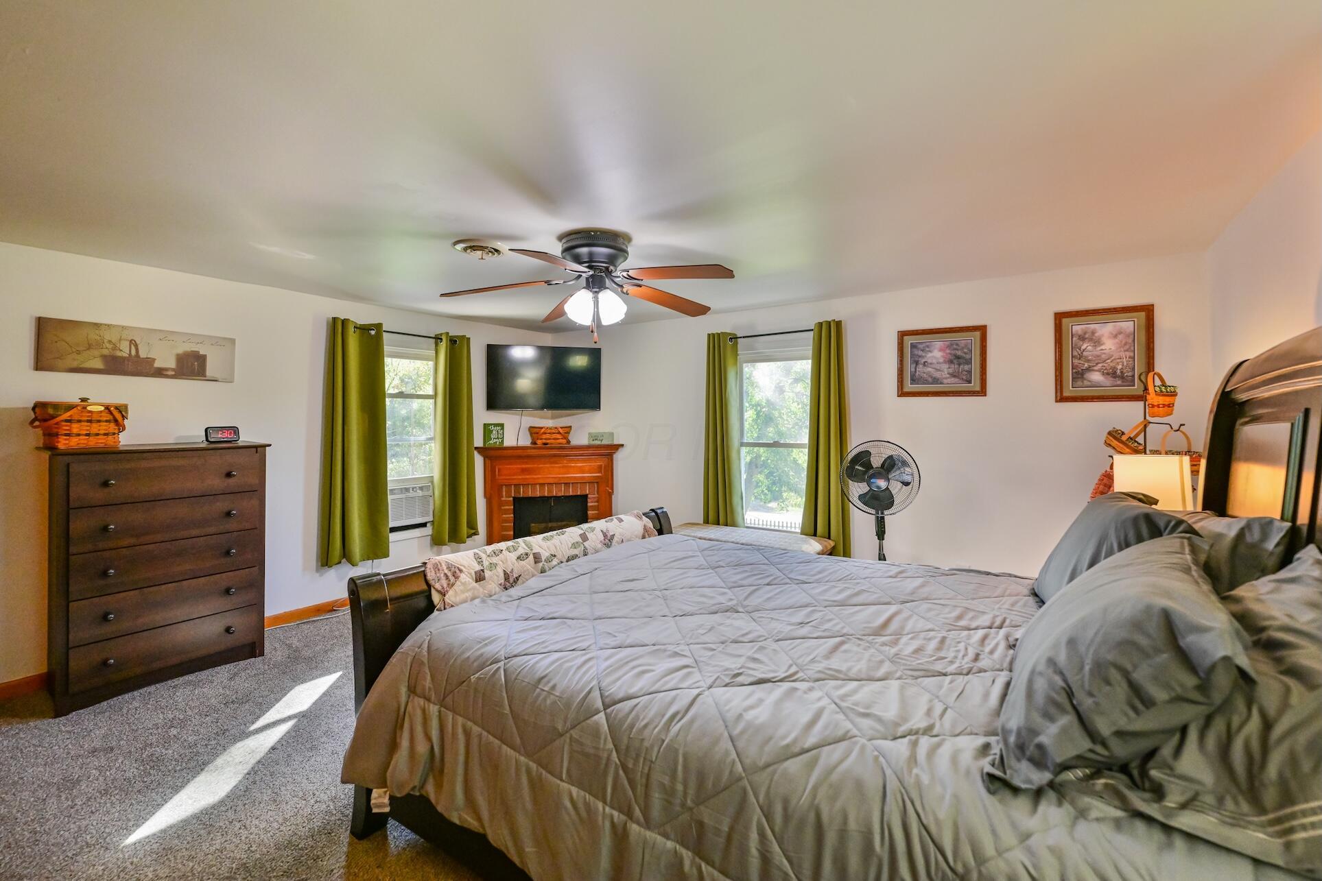 1422 State Road 56 Property Photo 29