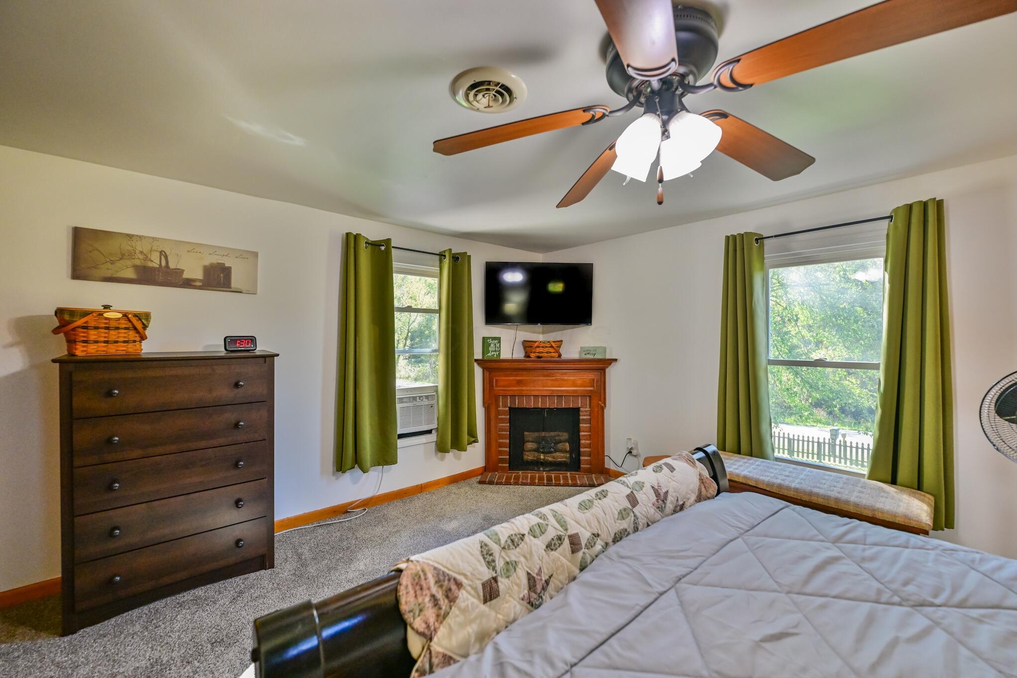 1422 State Road 56 Property Photo 30
