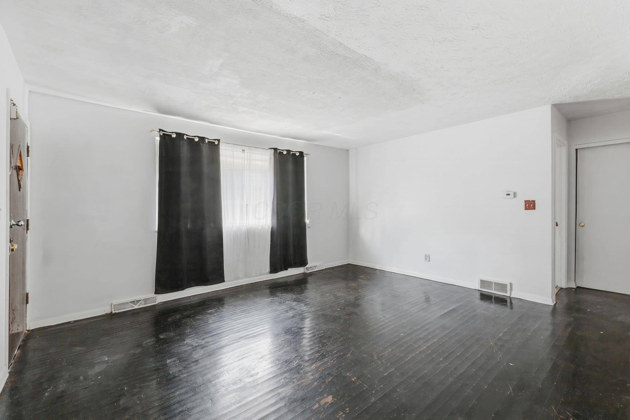 537-539 Barnett Road Property Photo 6