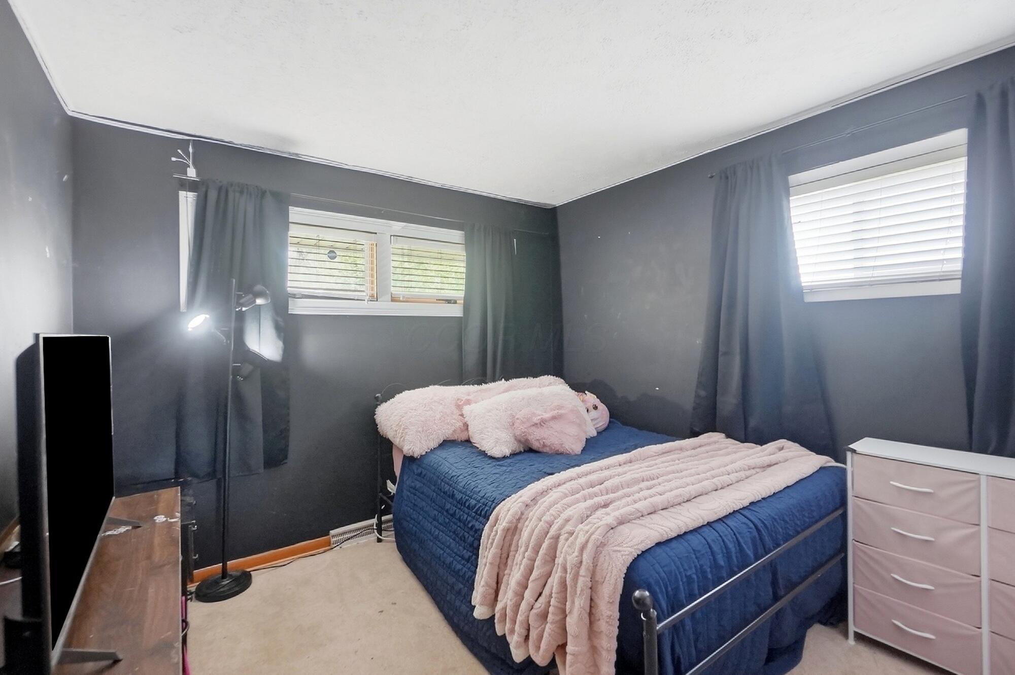 2025 Ward Road Property Photo 8
