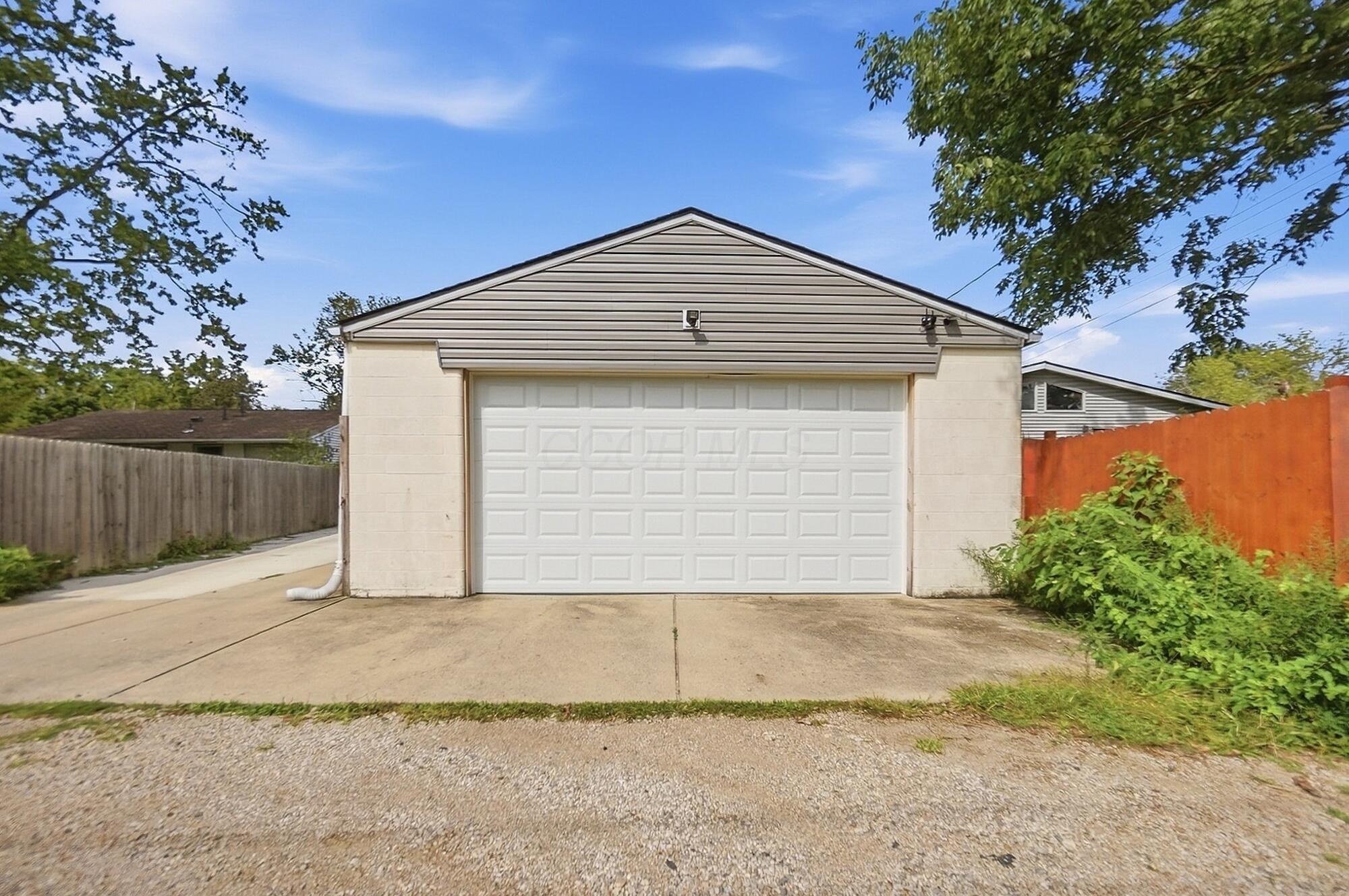 2025 Ward Road Property Photo 20