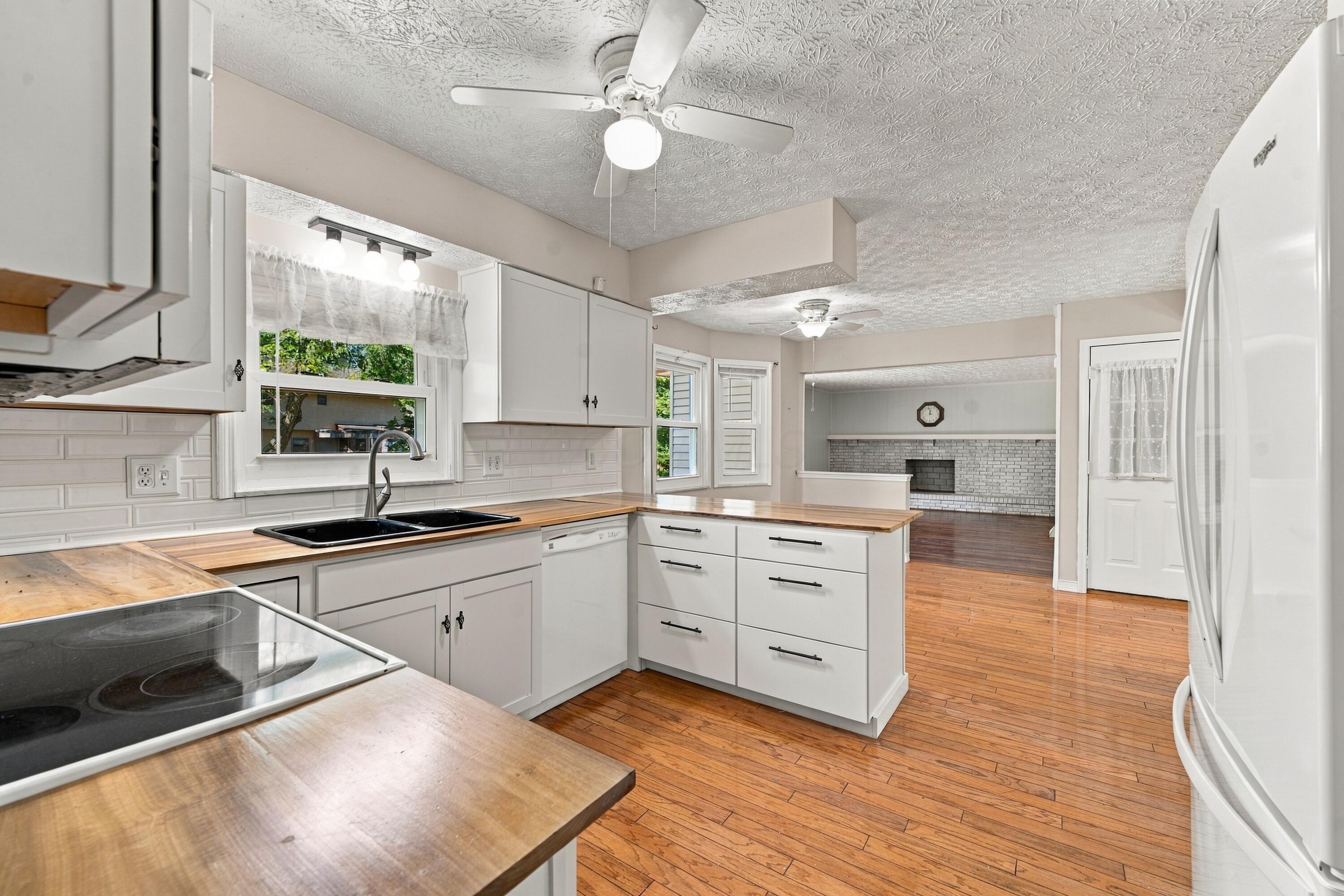 13141 Rustic Drive Property Photo 3