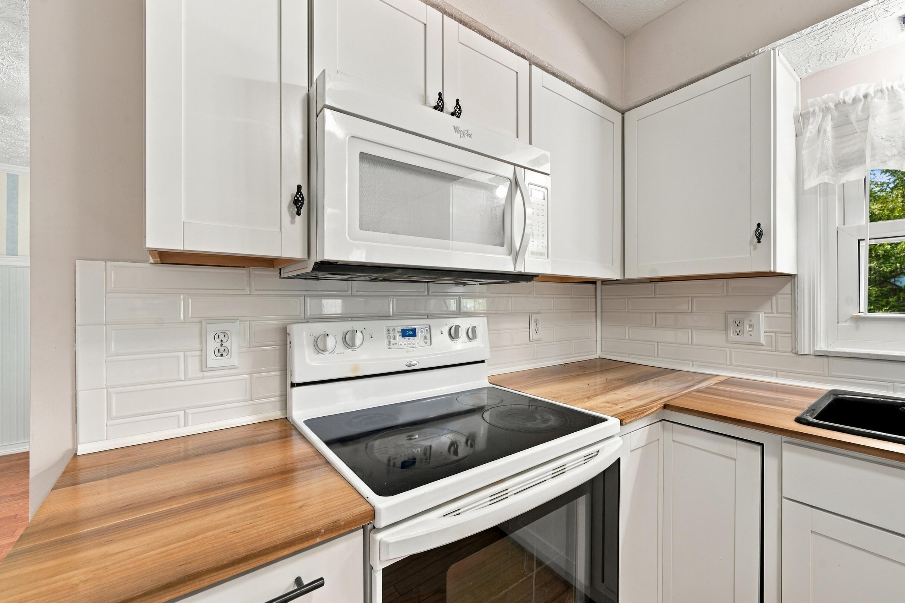 13141 Rustic Drive Property Photo 12