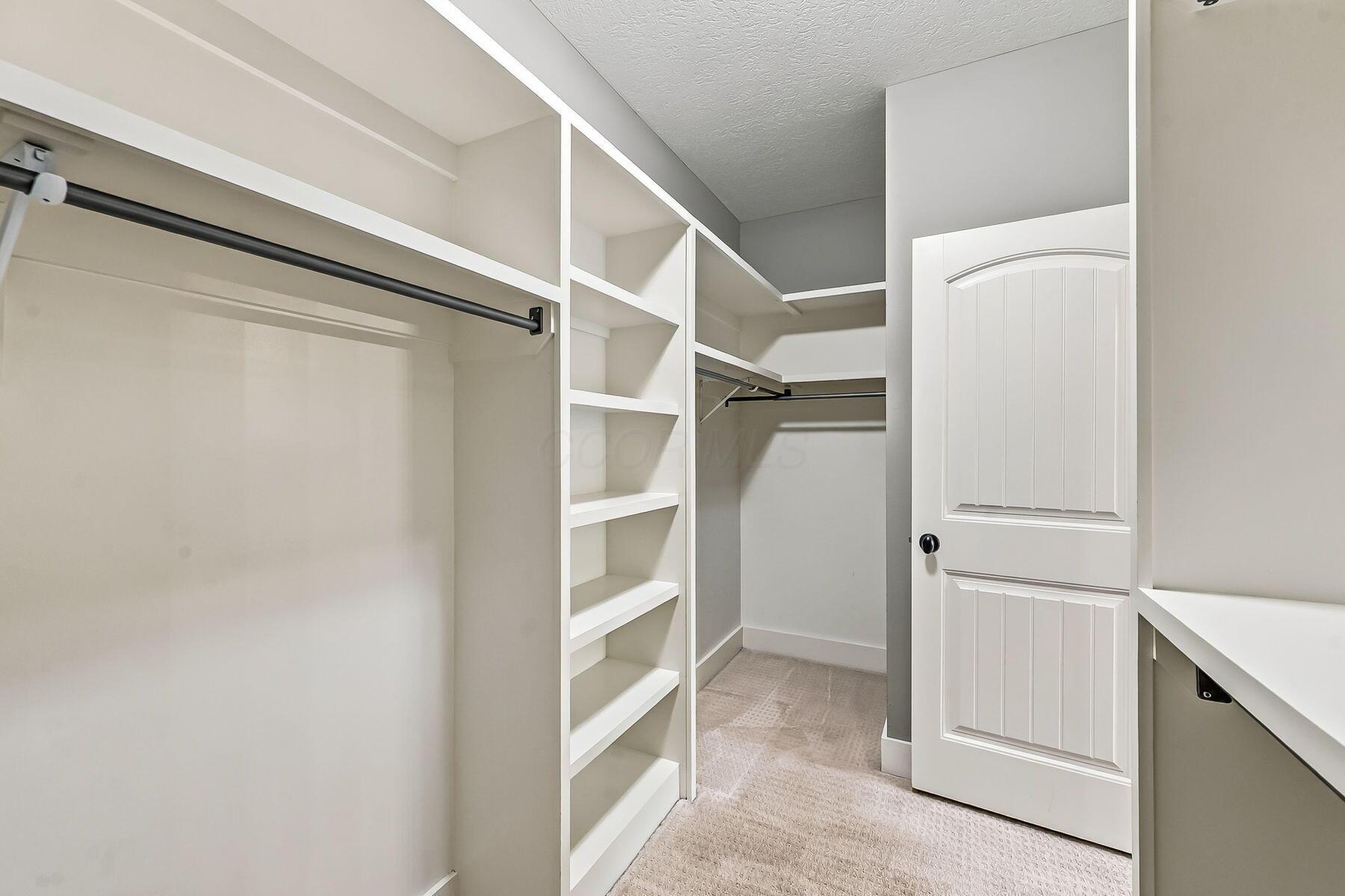 1002 Rambling Brook Way Property Photo 43