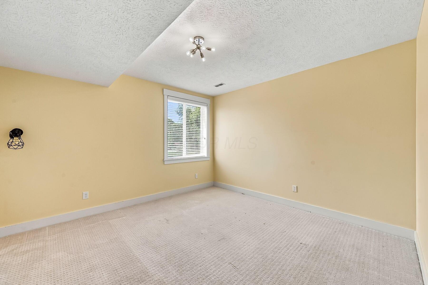 1002 Rambling Brook Way Property Photo 68