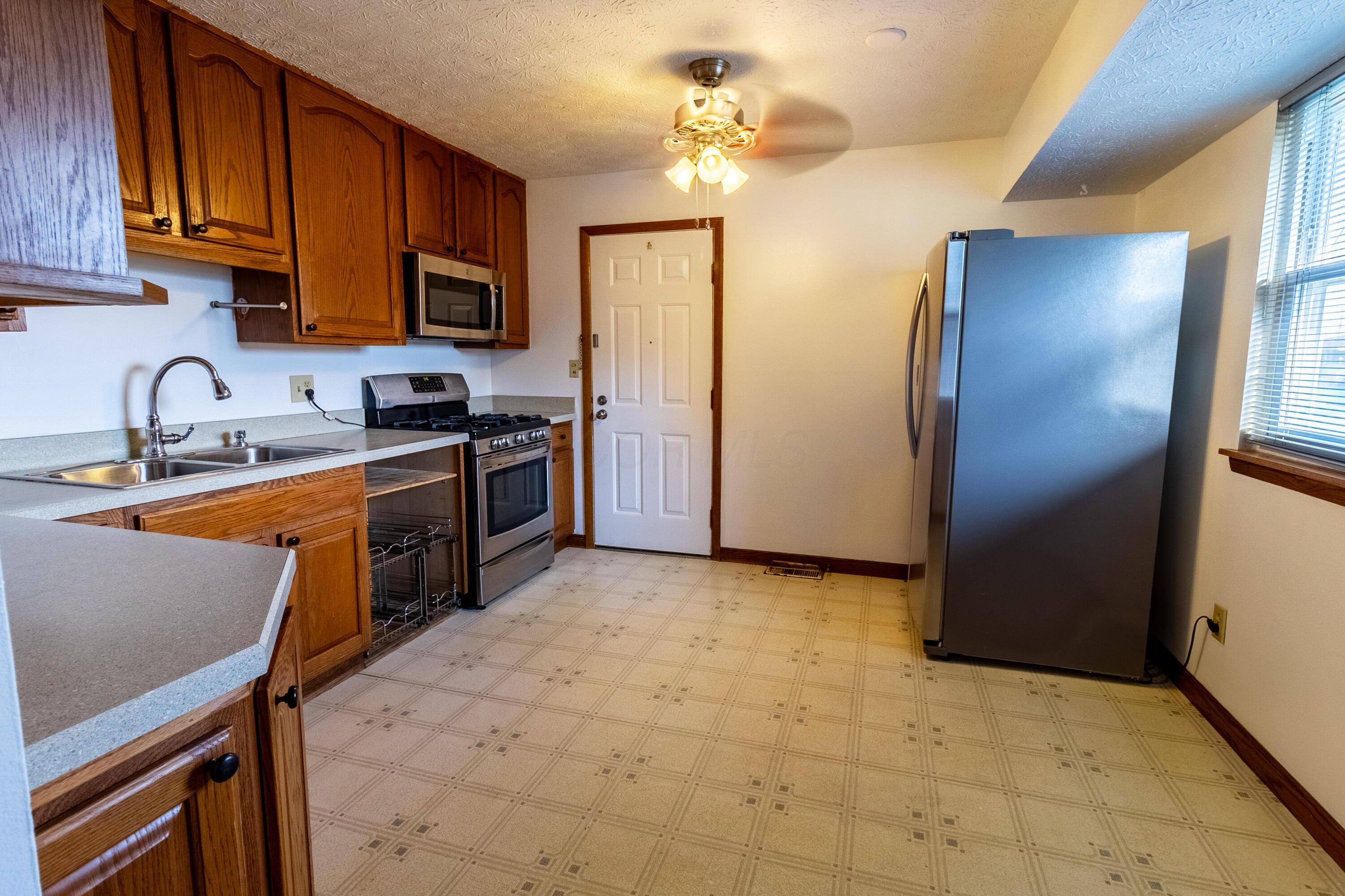 120 Ziegler Avenue Property Photo 9