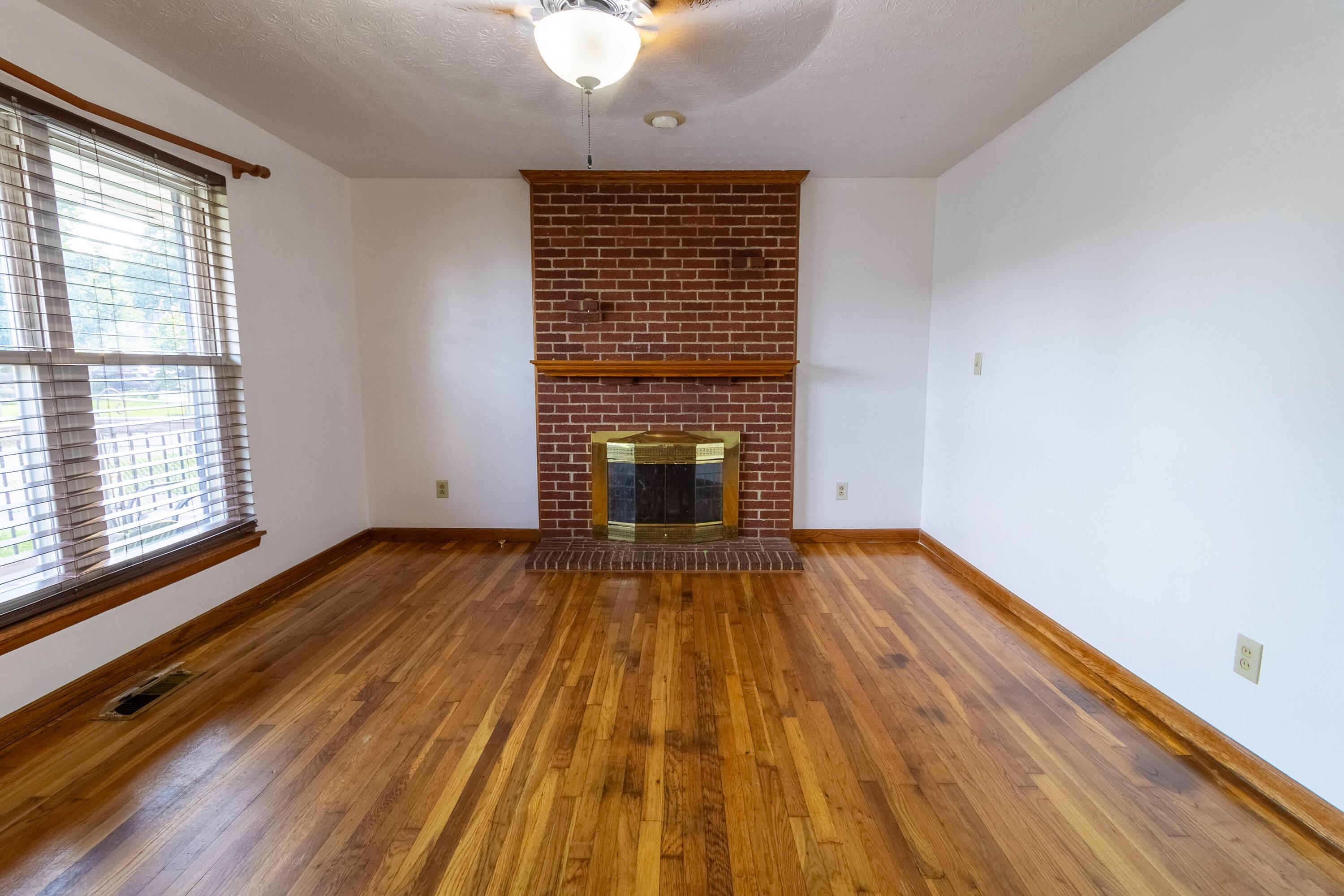 120 Ziegler Avenue Property Photo 10