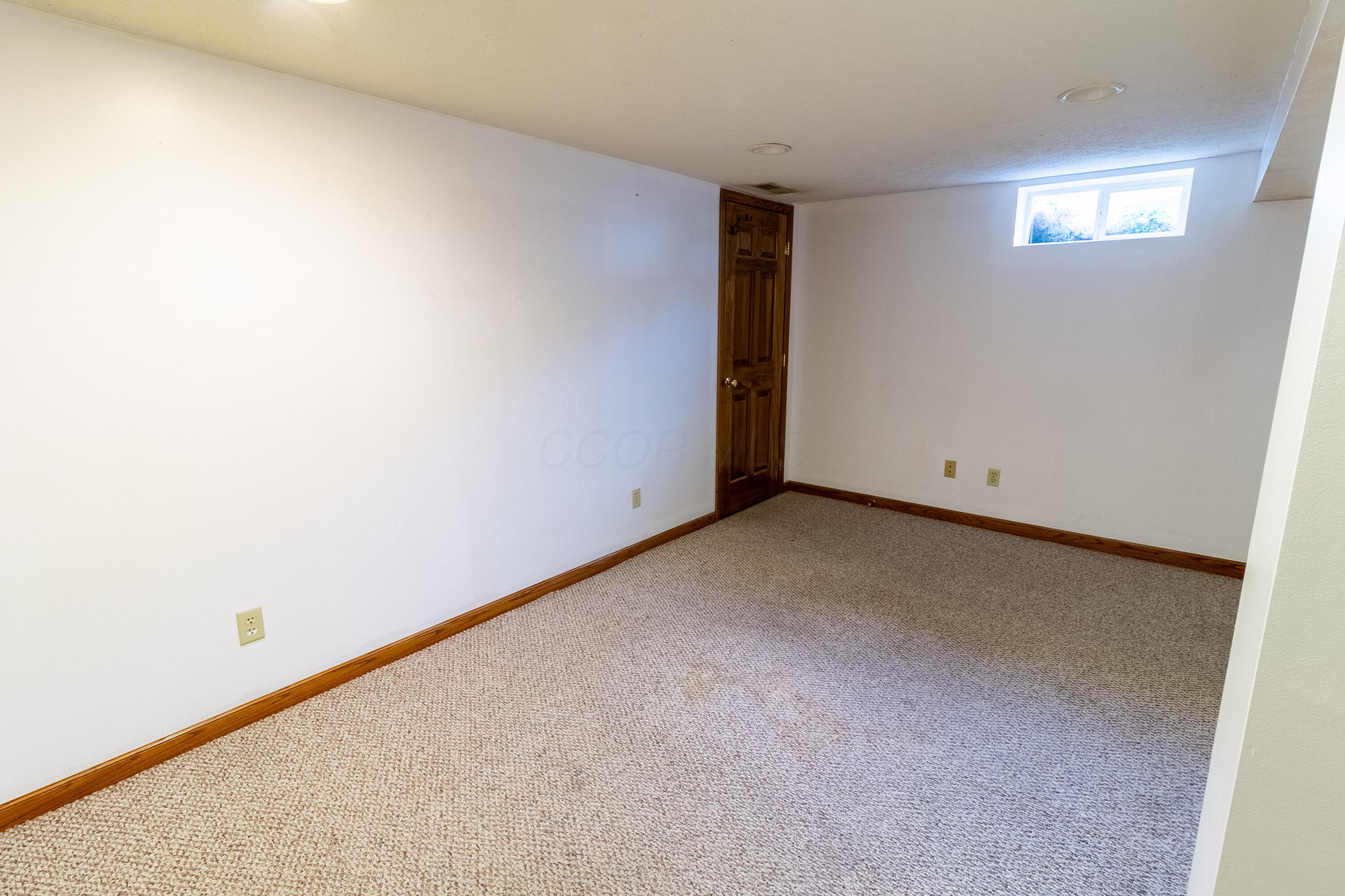 120 Ziegler Avenue Property Photo 18