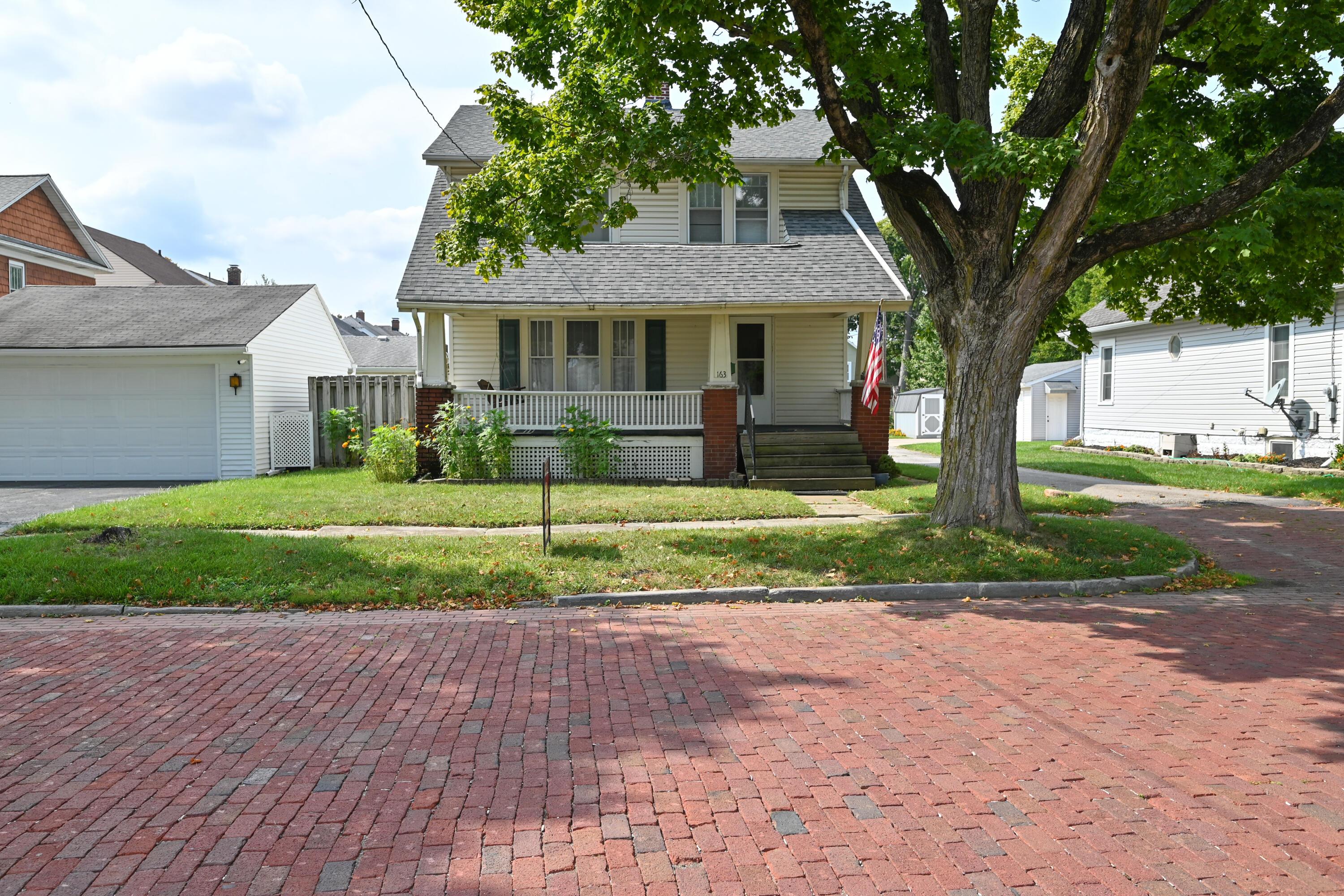 163 Merchant Avenue Property Photo 1
