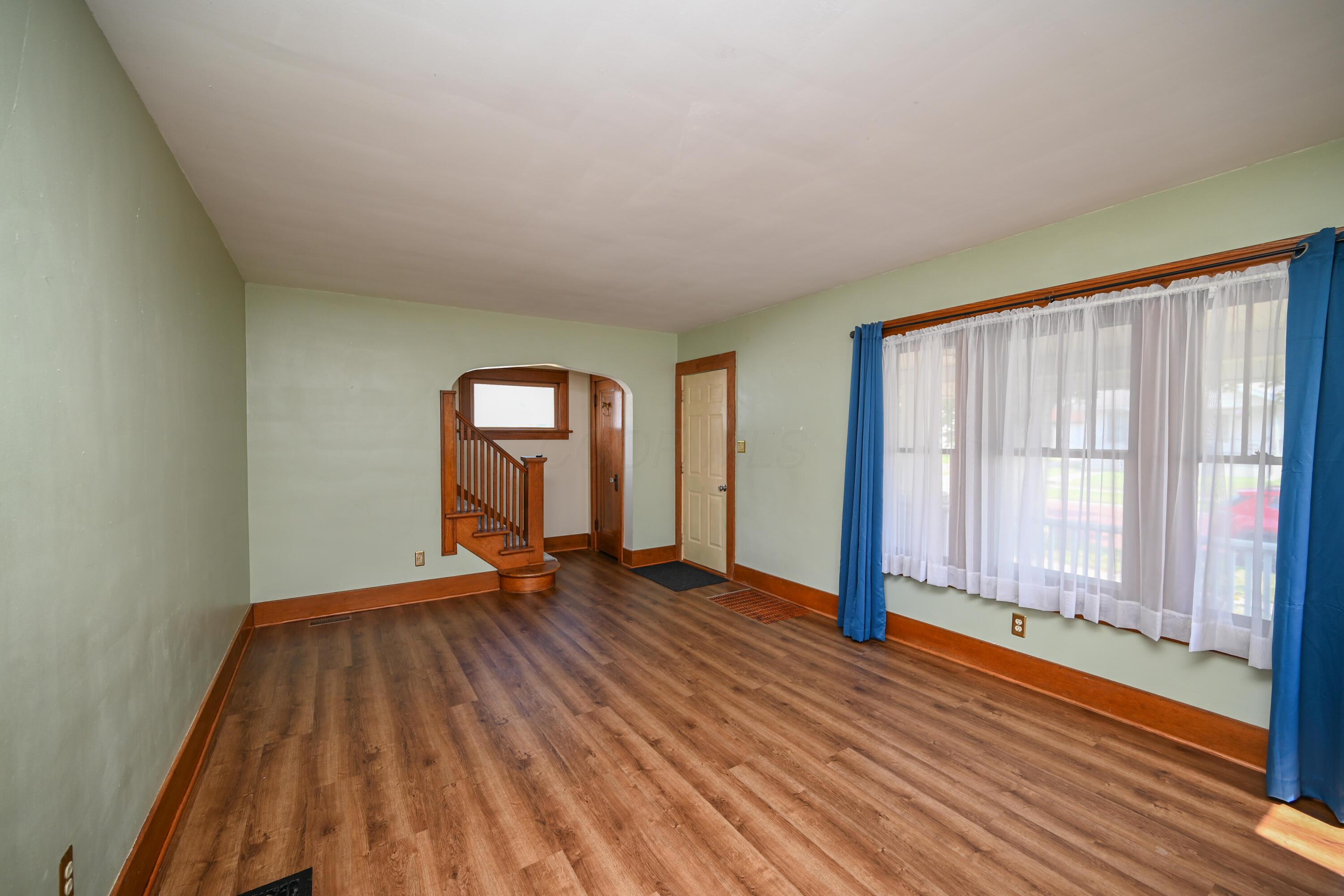 163 Merchant Avenue Property Photo 10