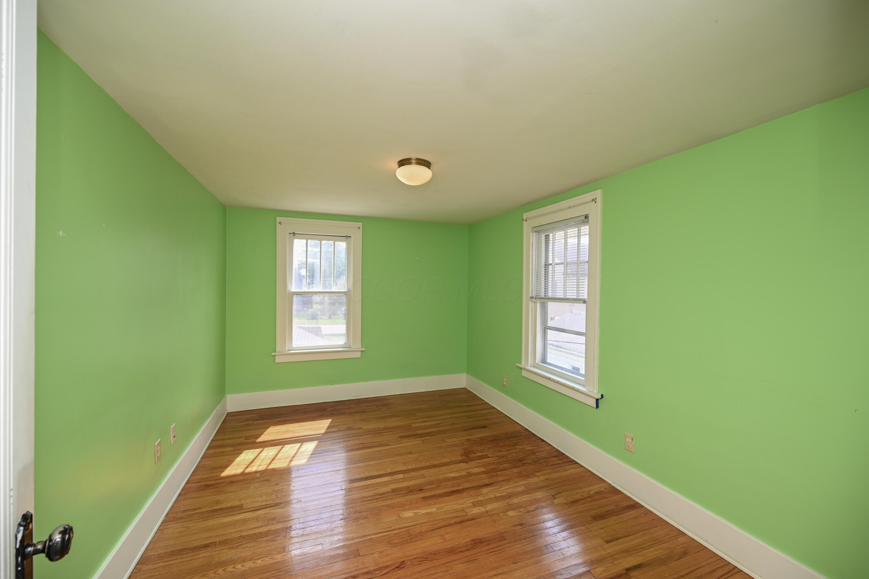163 Merchant Avenue Property Photo 28