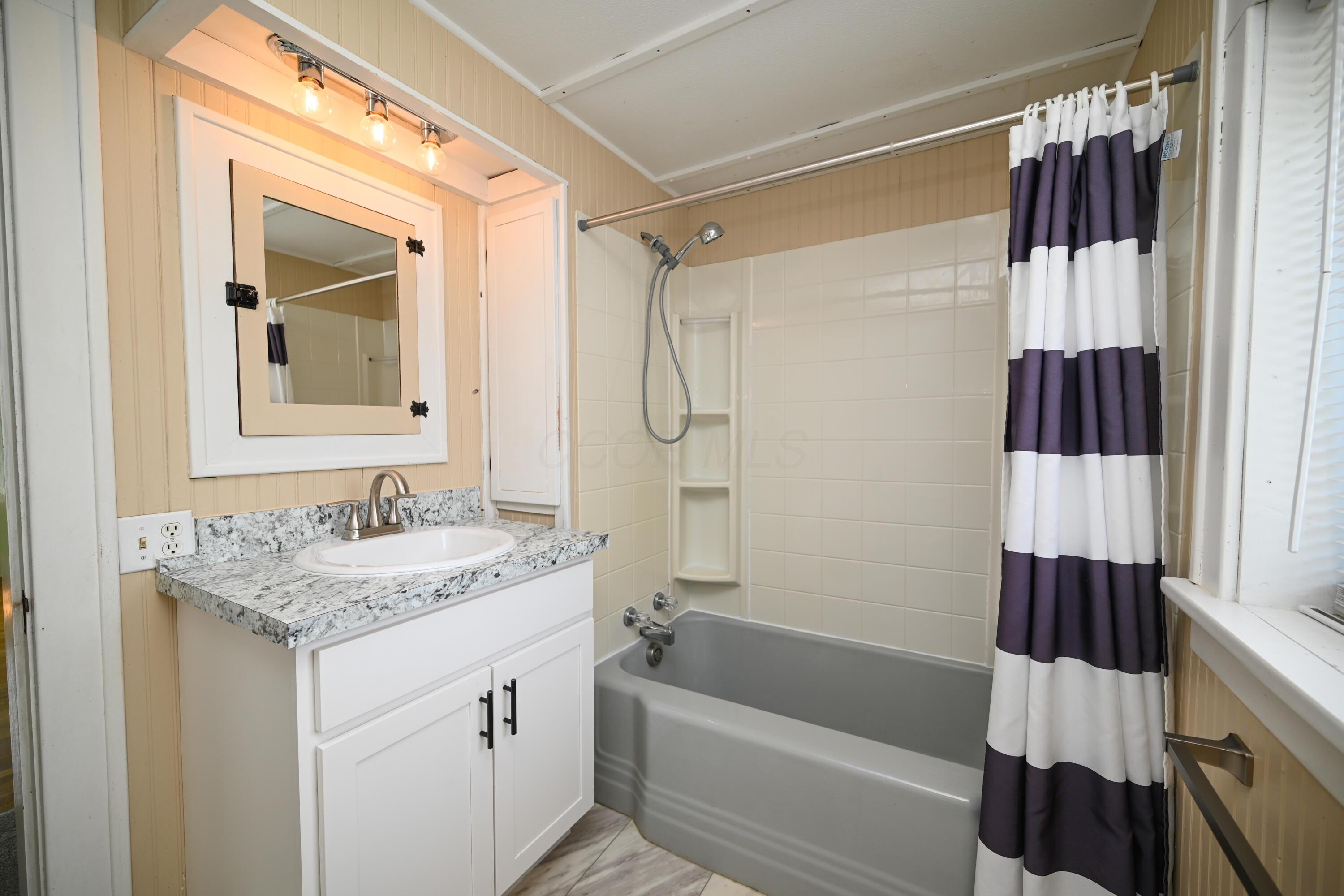 163 Merchant Avenue Property Photo 32