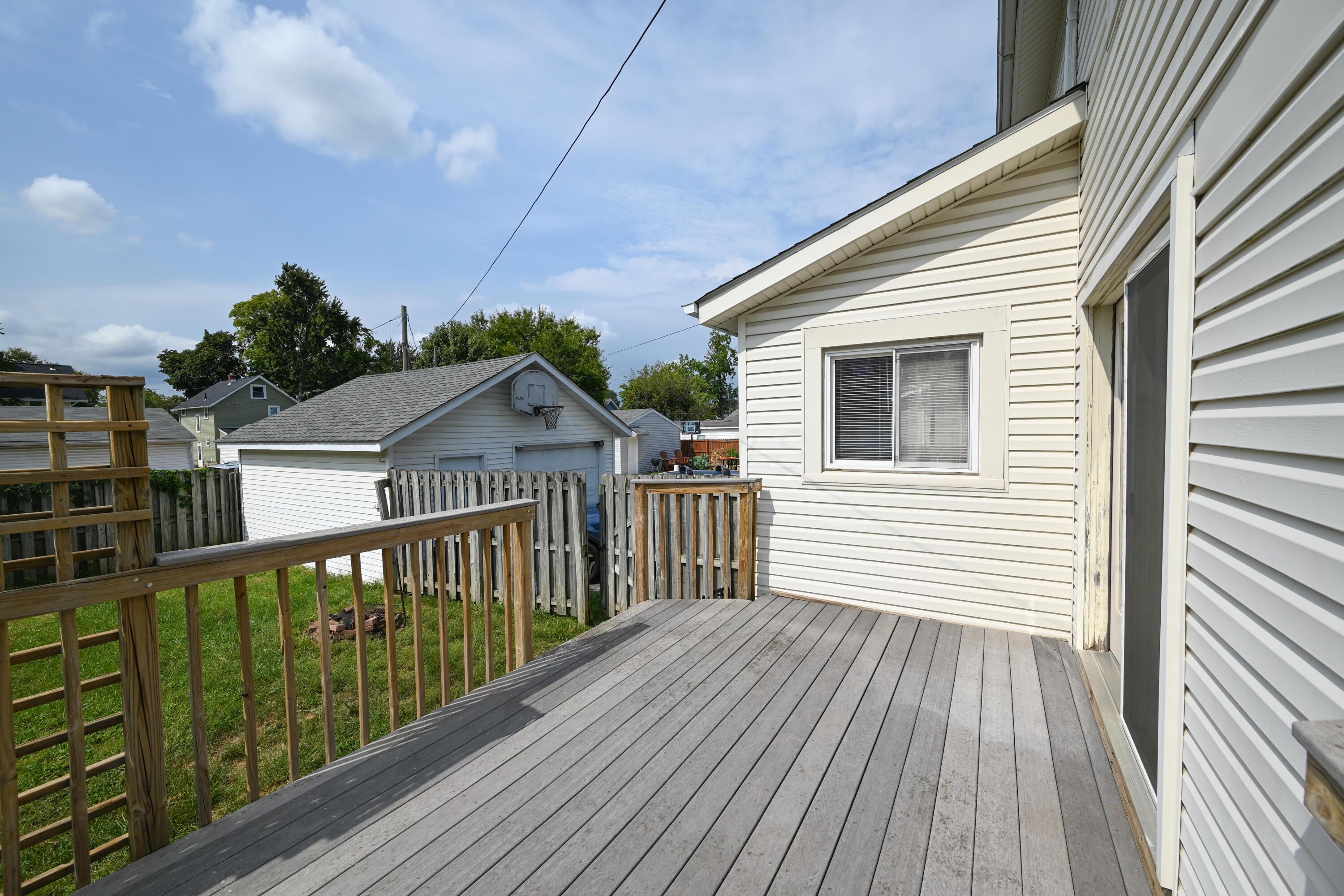 163 Merchant Avenue Property Photo 41