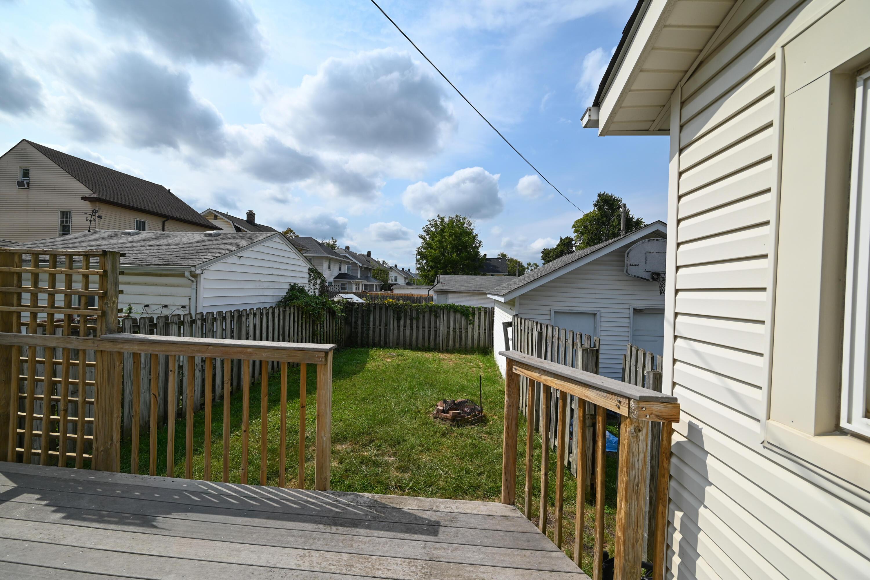 163 Merchant Avenue Property Photo 43