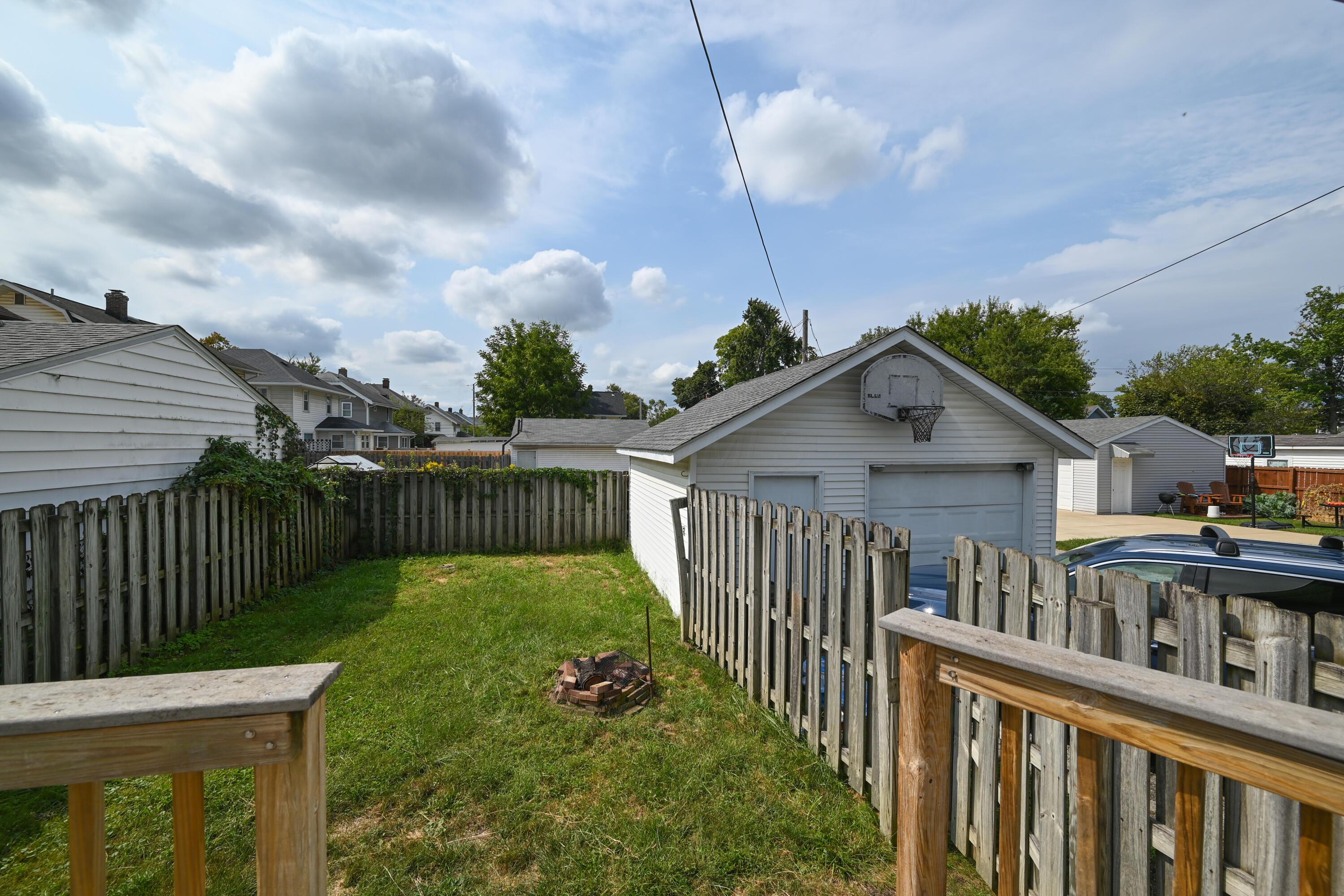 163 Merchant Avenue Property Photo 44