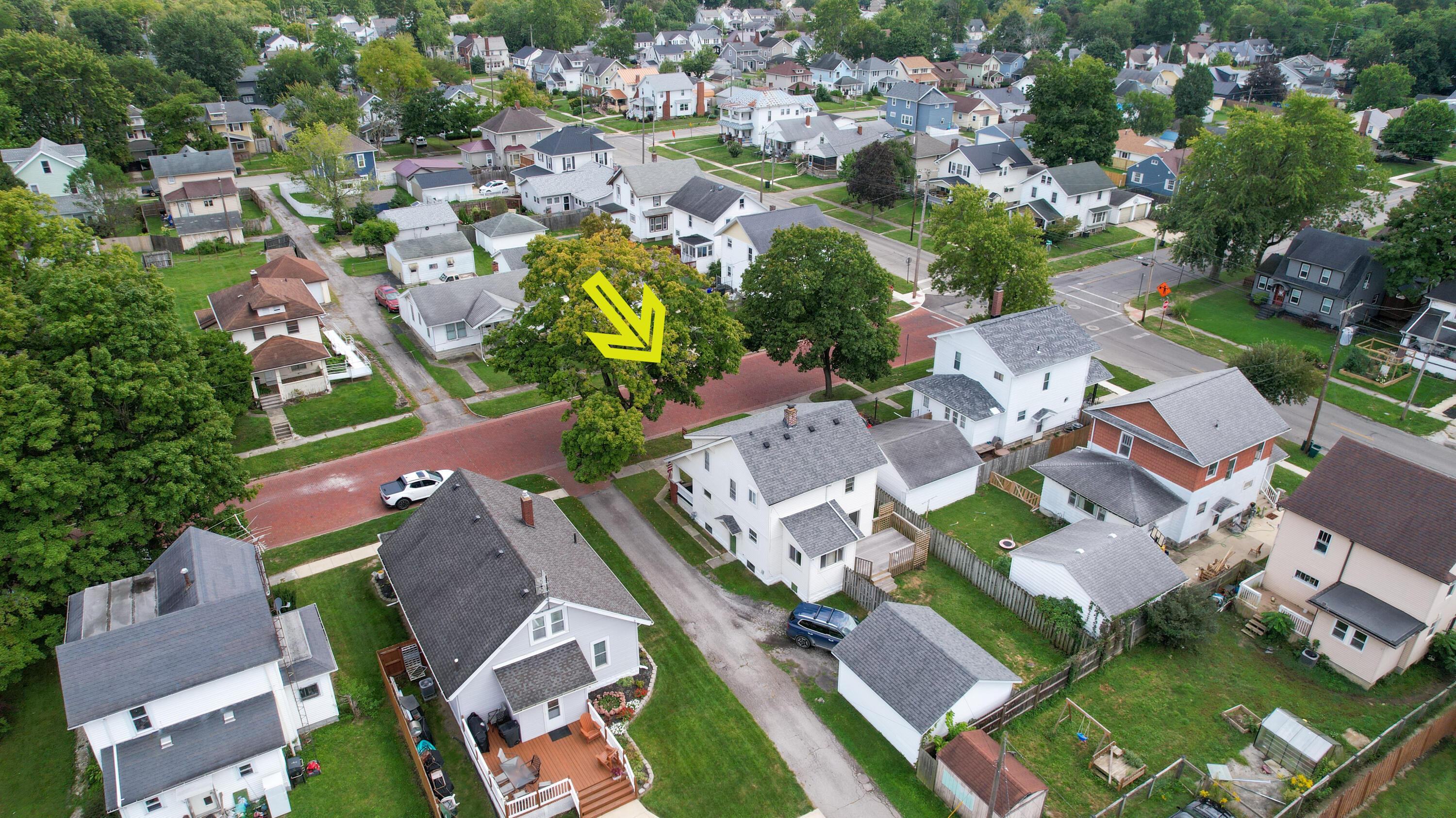 163 Merchant Avenue Property Photo 49