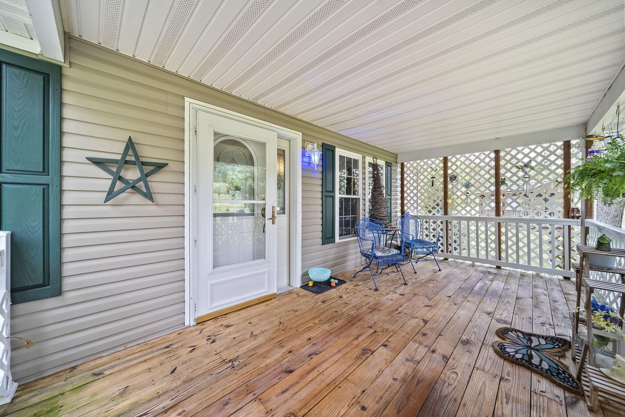 2924 Dutch Run Road Property Photo 2