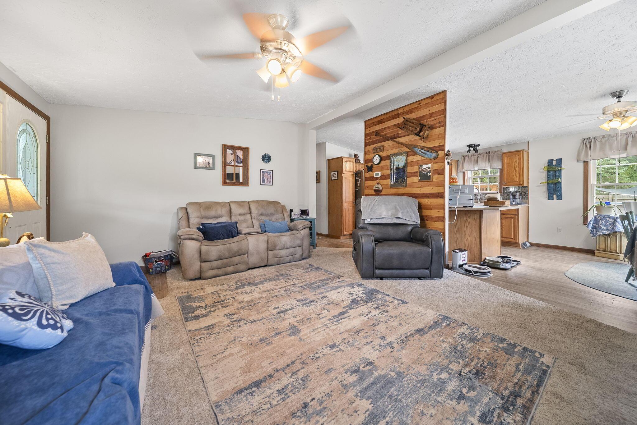 2924 Dutch Run Road Property Photo 5
