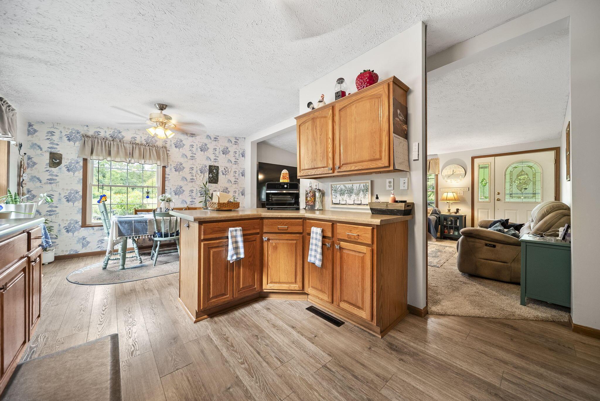 2924 Dutch Run Road Property Photo 8