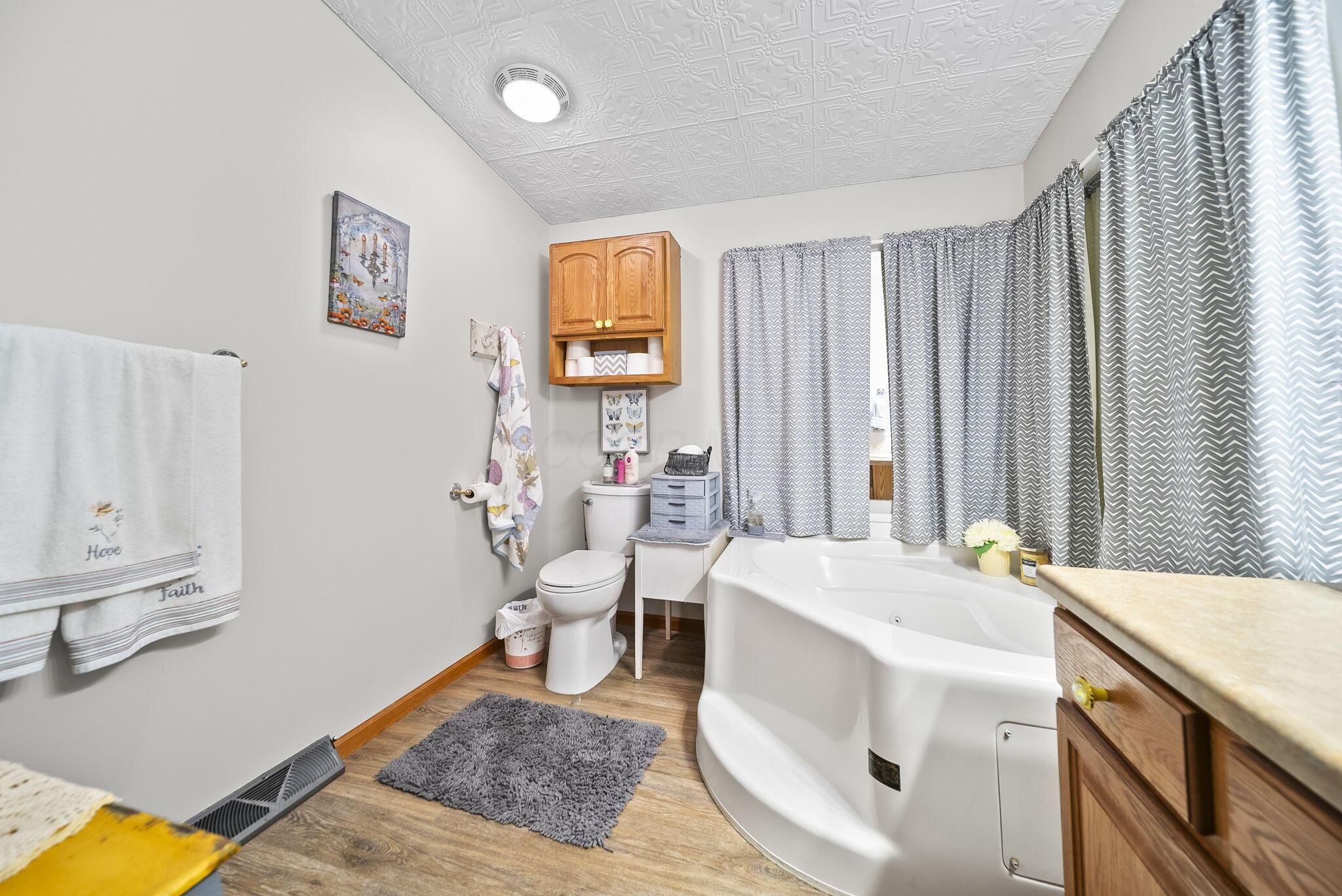 2924 Dutch Run Road Property Photo 17