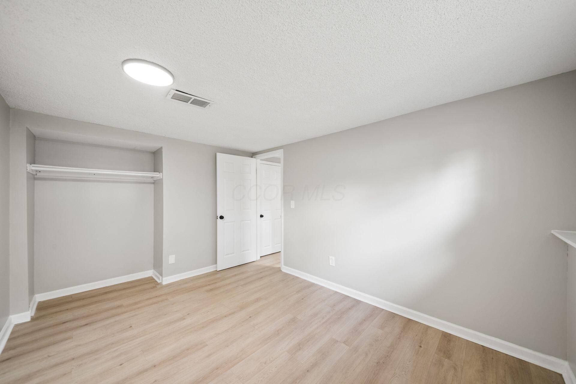 5000 Albany Drive Property Photo 19