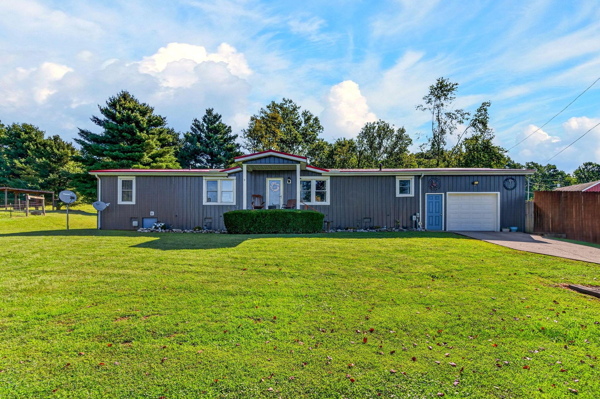 3738 Centerpoint Road Property Photo 11